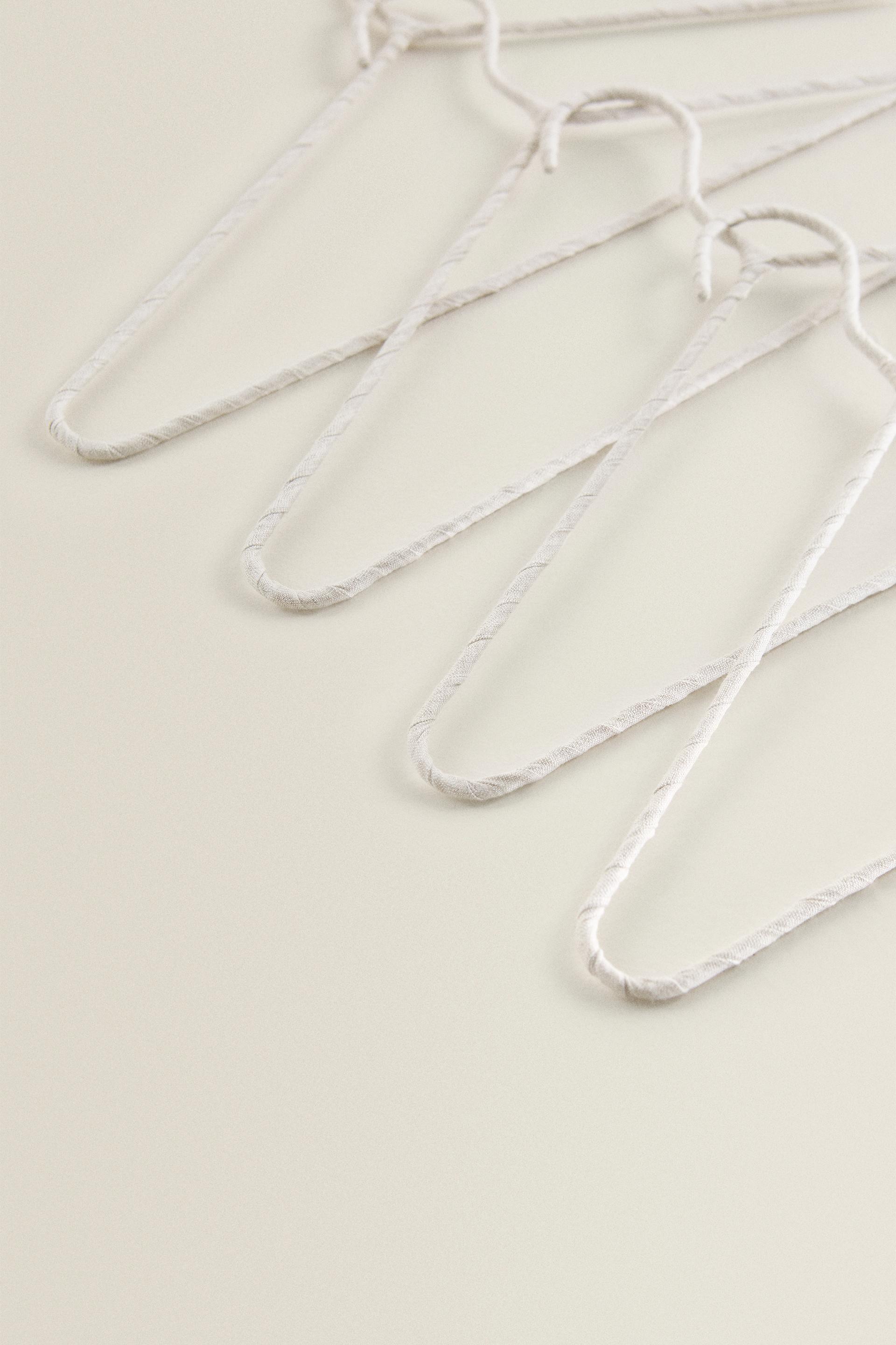 BEIGE COTTON AND LINEN HANGER (PACK OF 4)