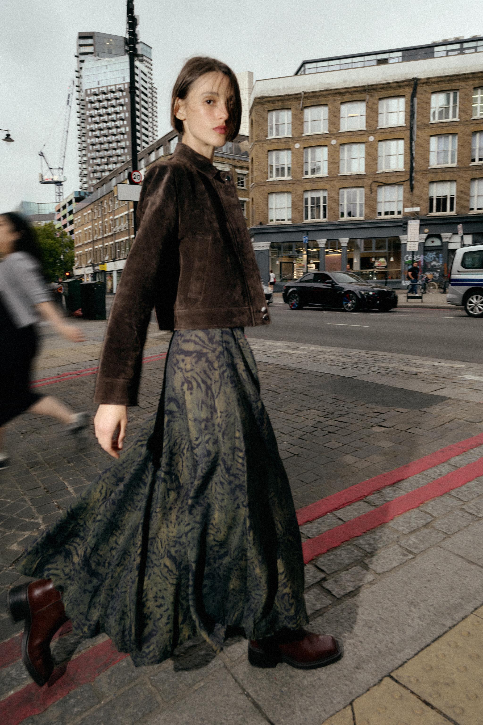 BELTED ANIMAL PRINT MIDI SKIRT