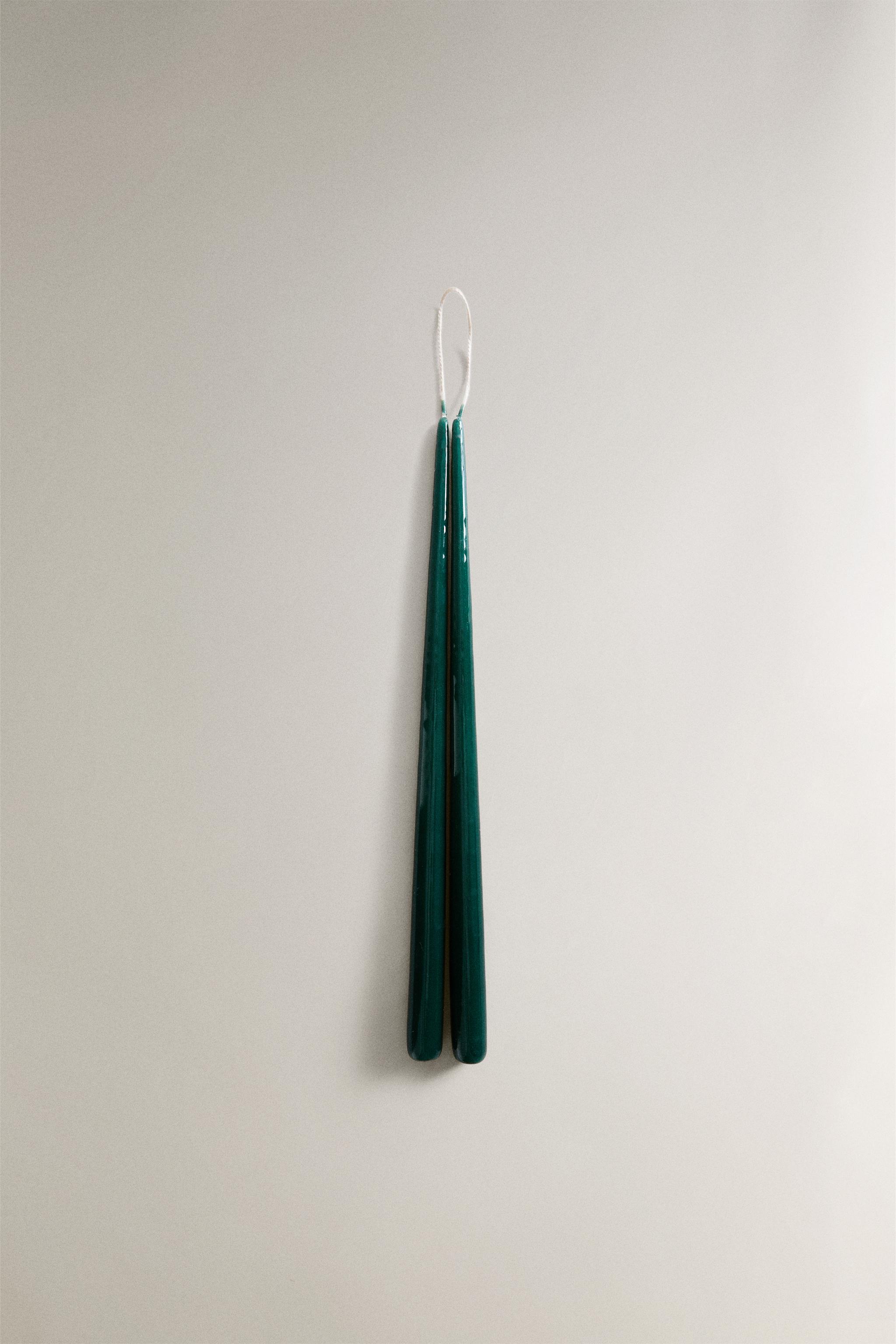 SET OF THIN CANDLES (SET OF 2)