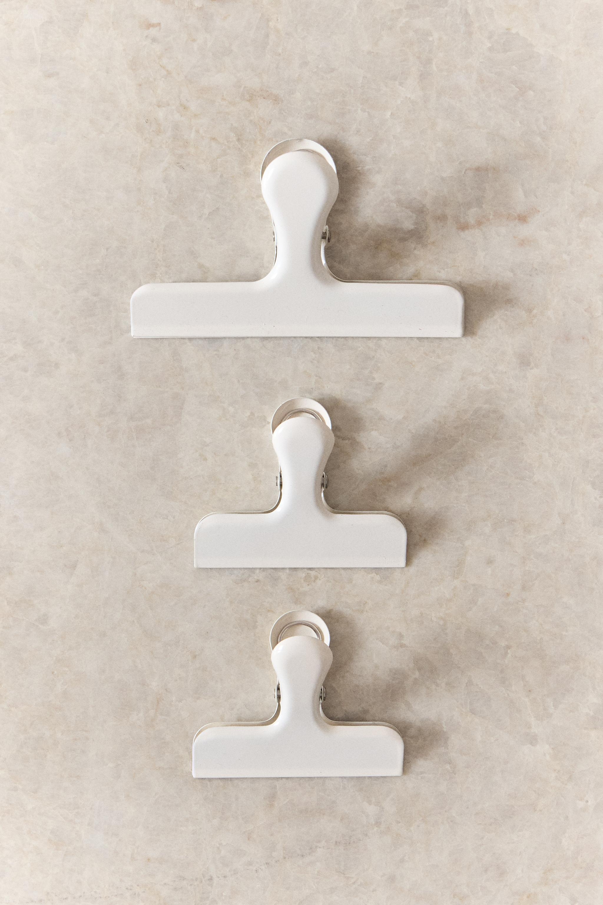 SET OF METAL CLIPS (SET OF 3)