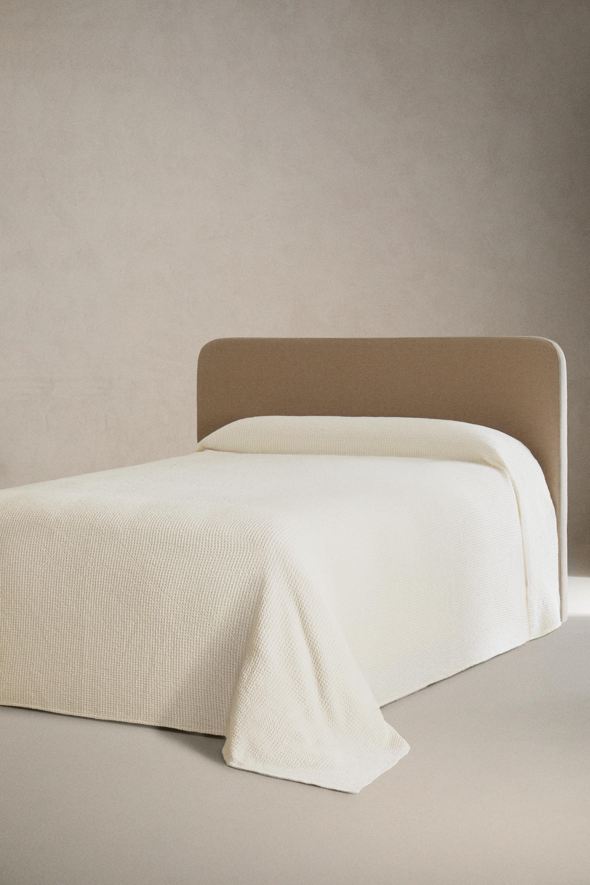 MINI WAFFLE-KNIT COTTON BEDSPREAD