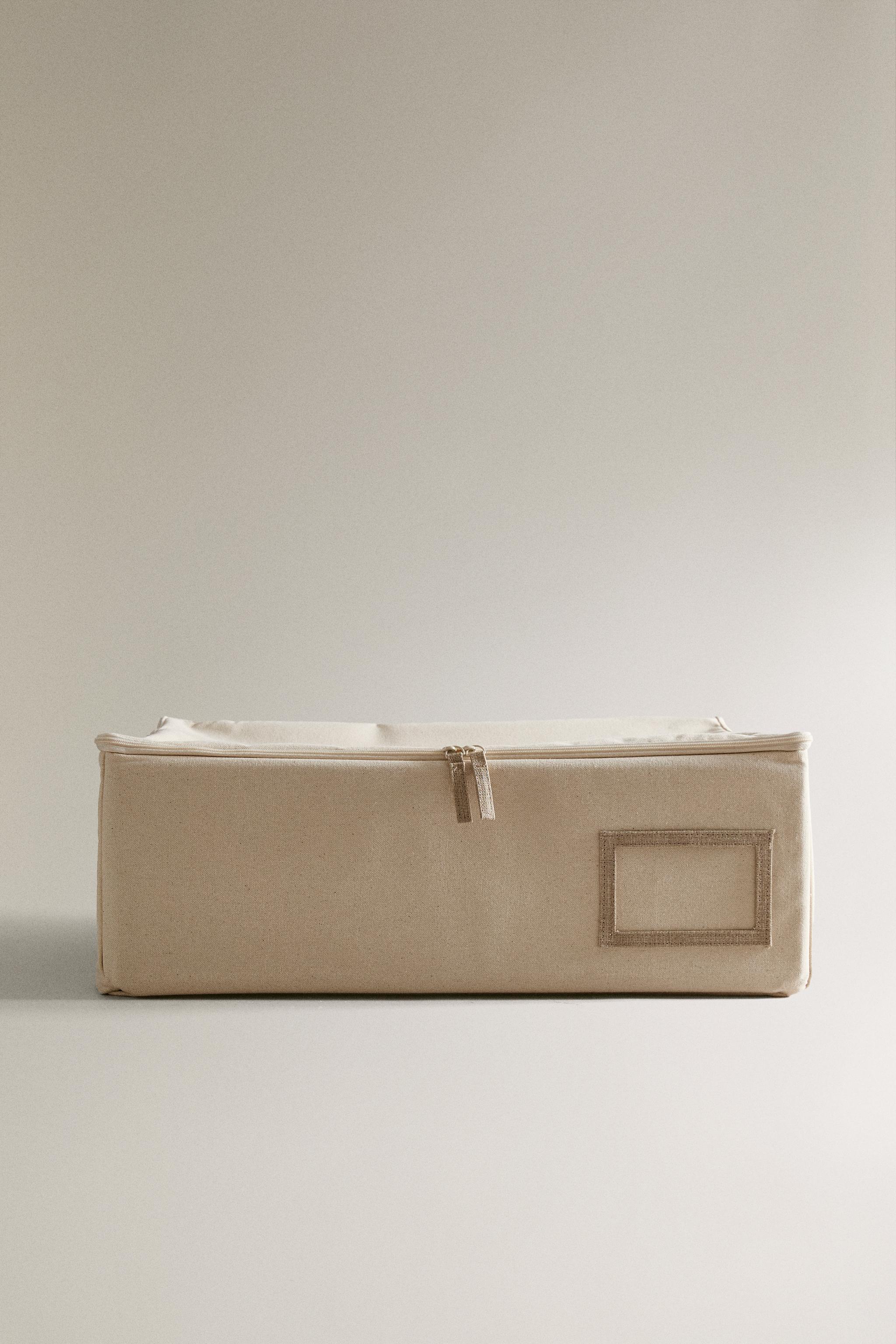 MEDIUM WARDROBE ORGANIZER BOX