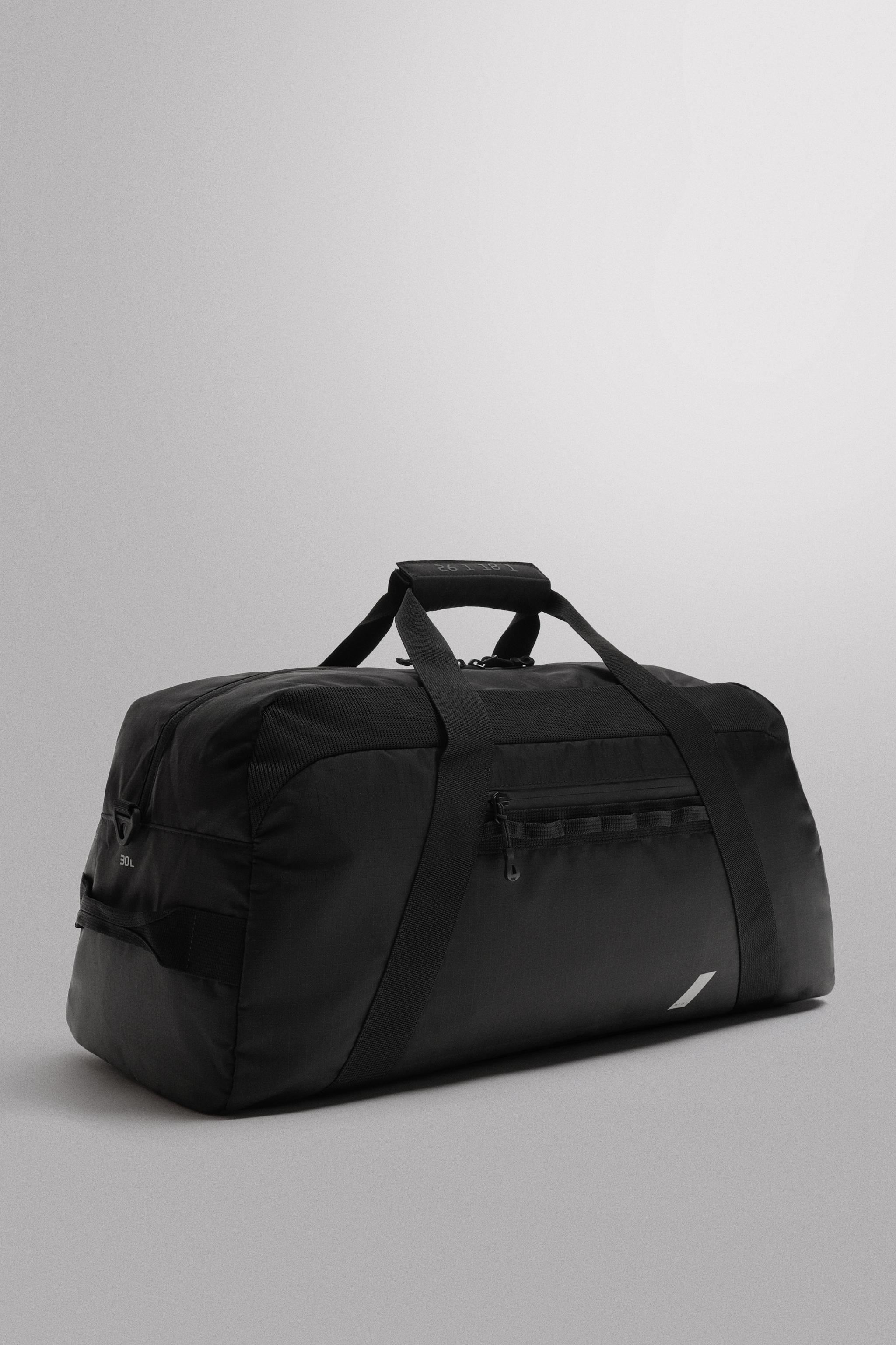 SPORTS DUFFEL BAG