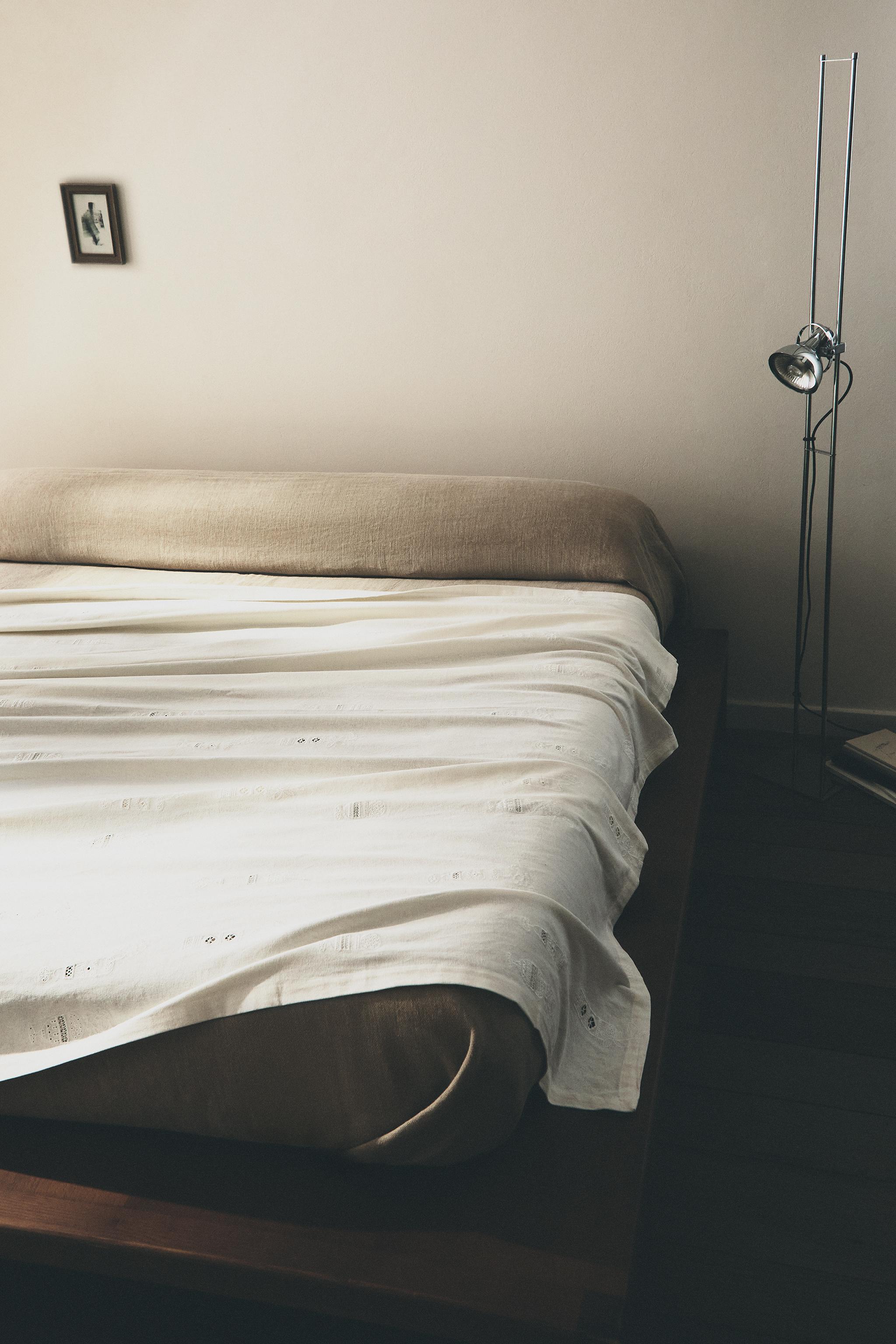 EMBROIDERED LINEN BEDSPREAD