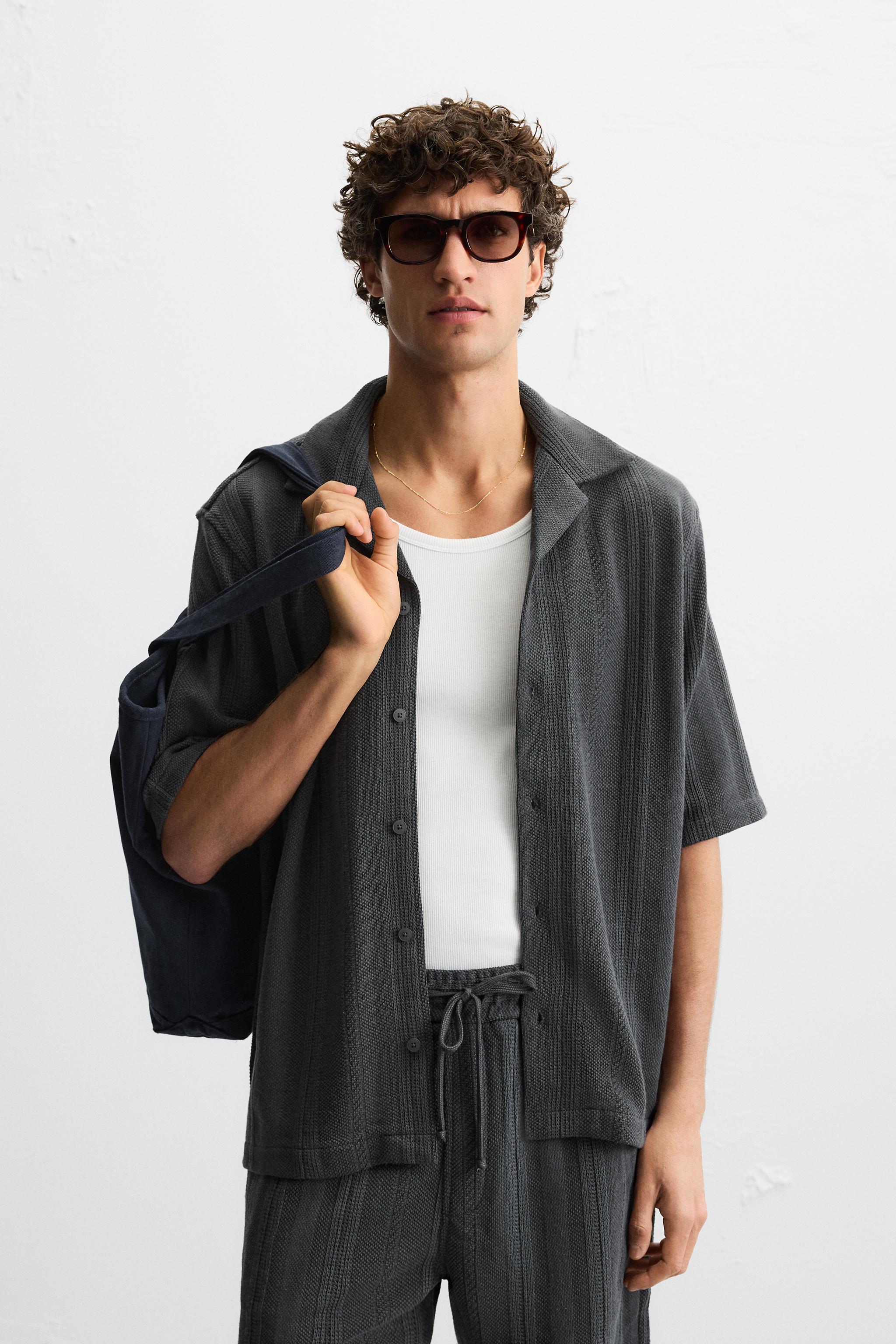 TEXTURED RELAXED FIT SHIRT
