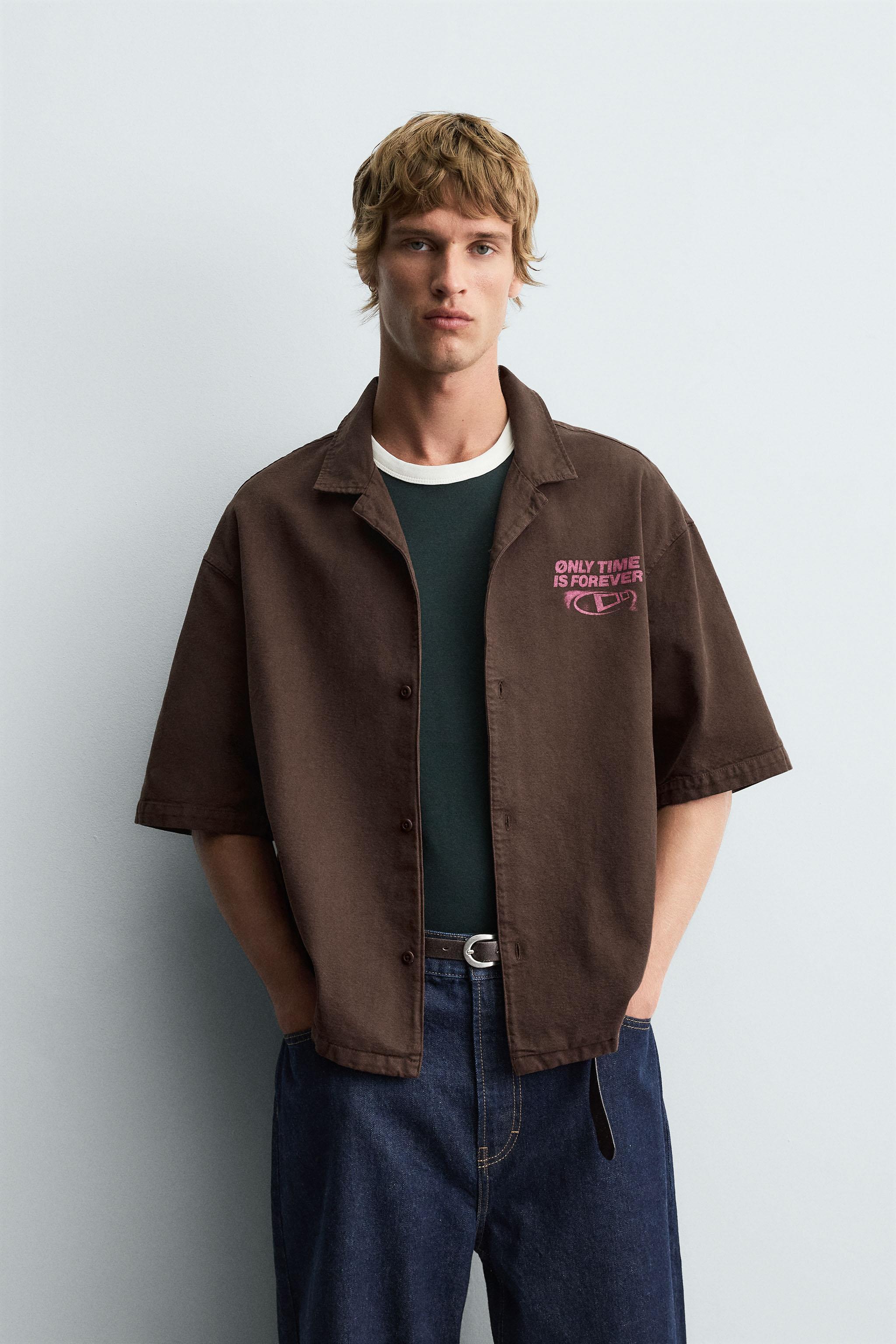 CONTRAST GRAPHIC PRINT SHIRT