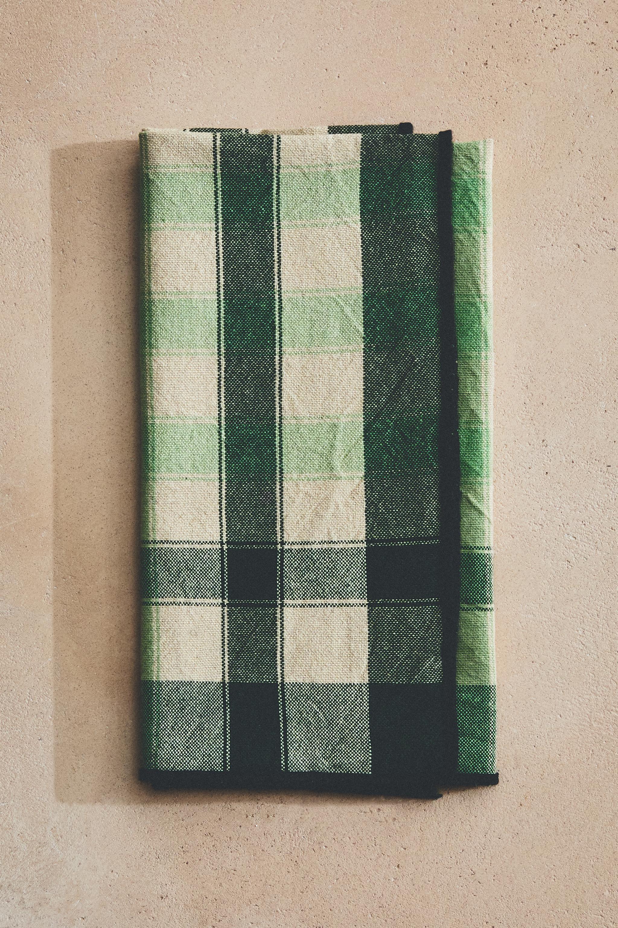 SET OF CHECKED COTTON NAPKINS (SET OF 2)