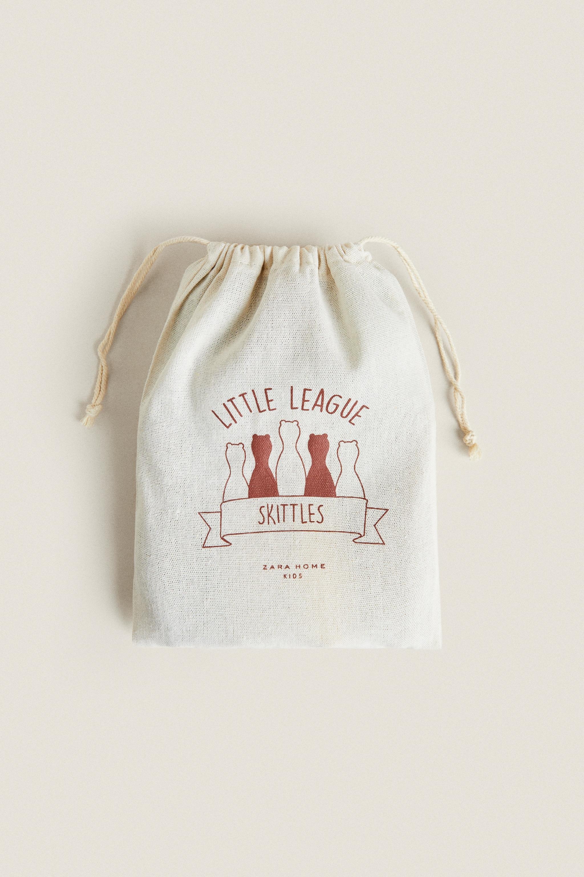 CHILDREN'S TOY BOWLING SET