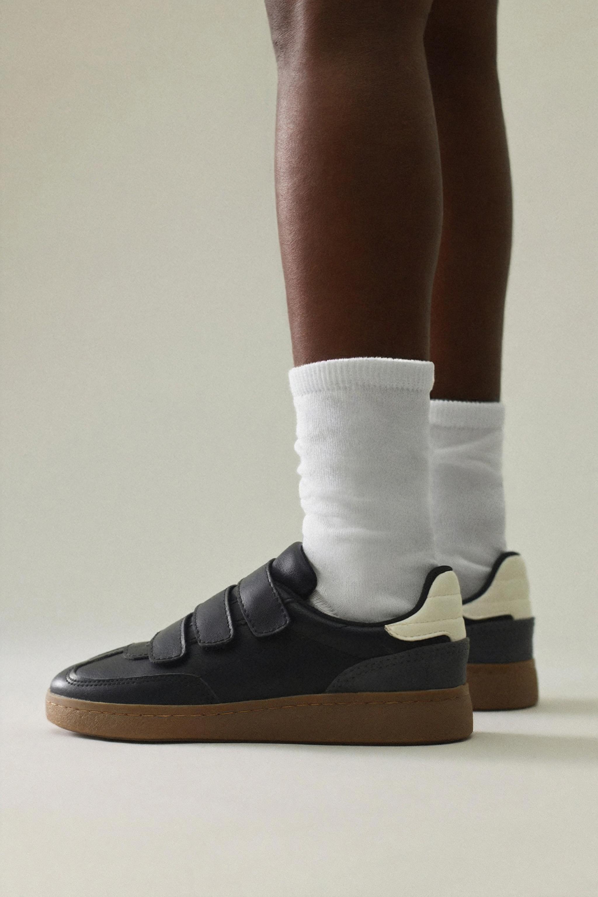 FOUR-PACK OF LONG SOCKS