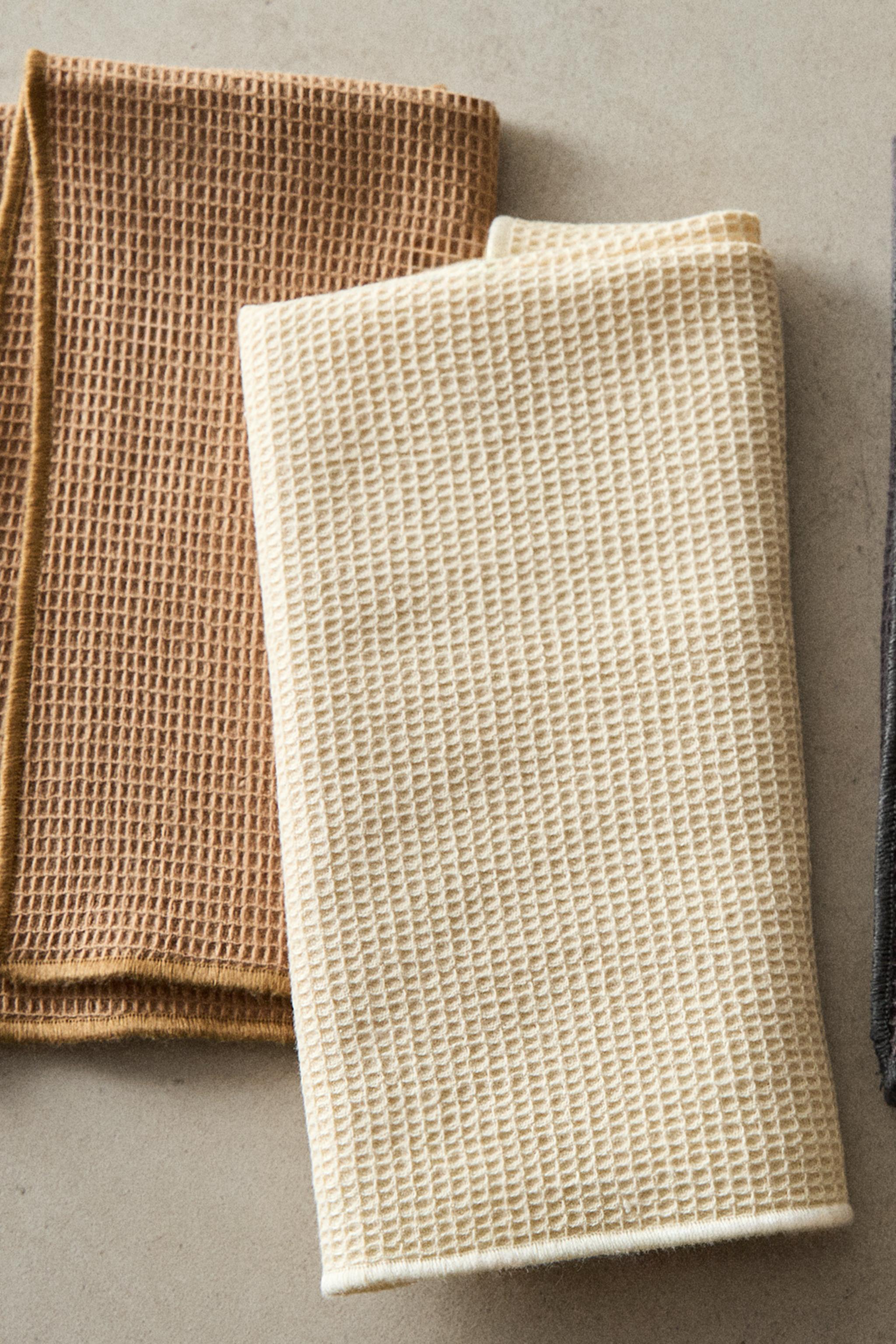 WAFFLE-KNIT KITCHEN TOWELS (SET OF 3)