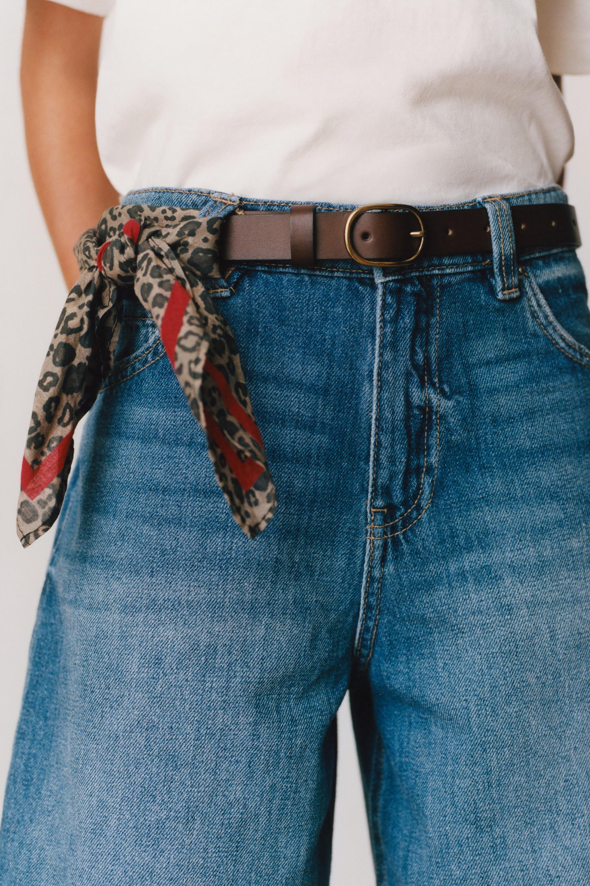 SQUARE ANIMAL PRINT BANDANA