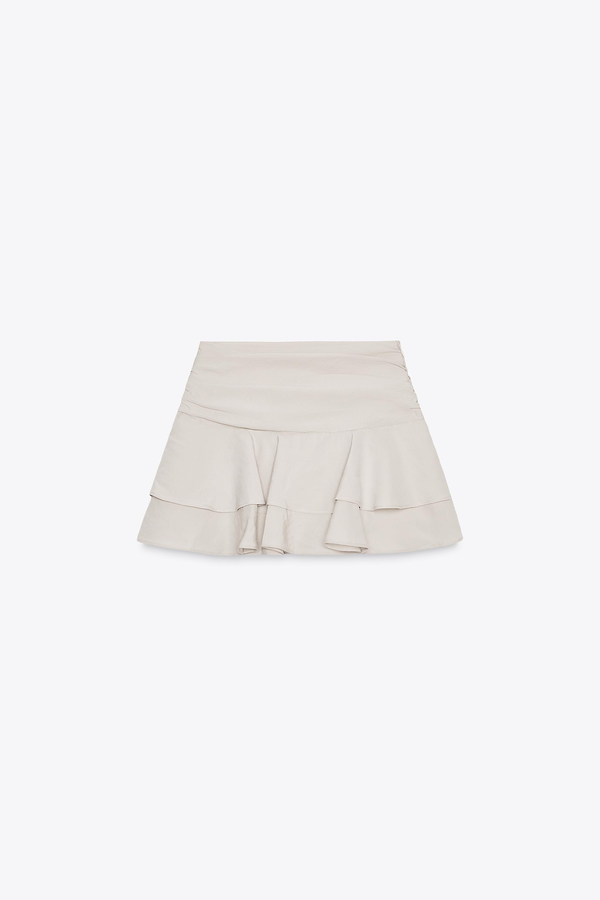 RUFFLE SKORT