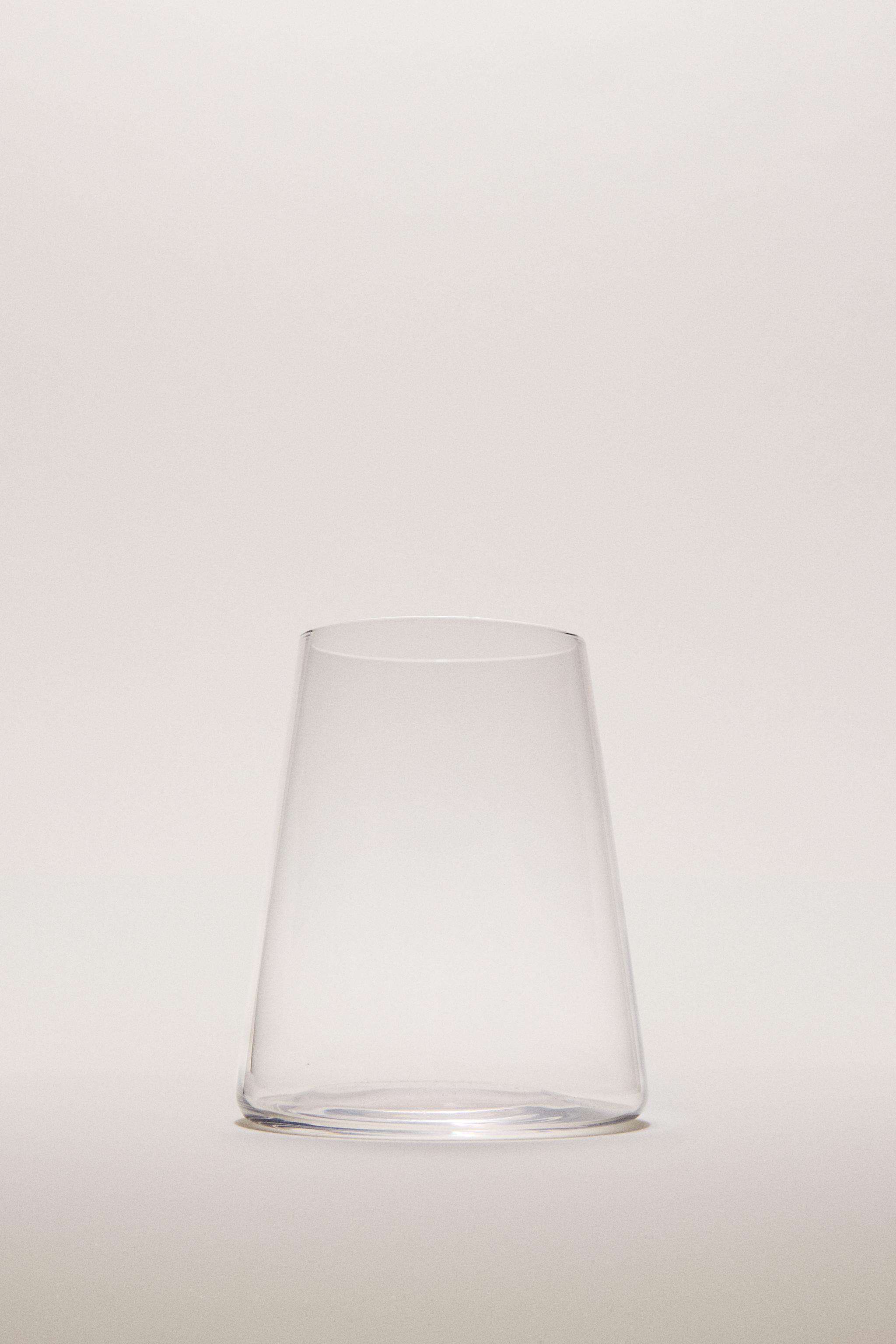 CONICAL CRYSTALLINE TUMBLER