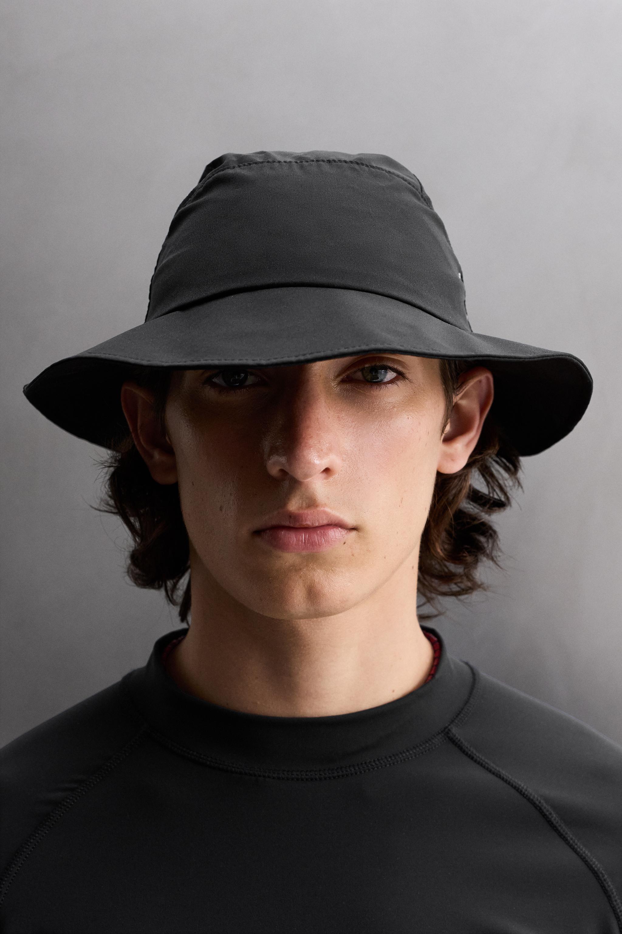 TECHNICAL BUCKET HAT
