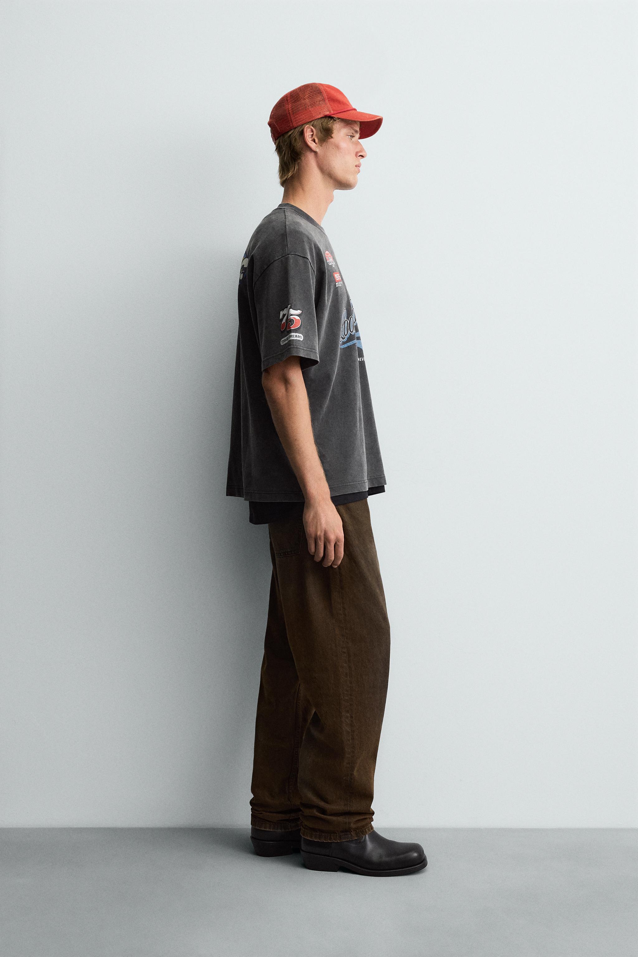 GRAPHIC LOGO T-SHIRT