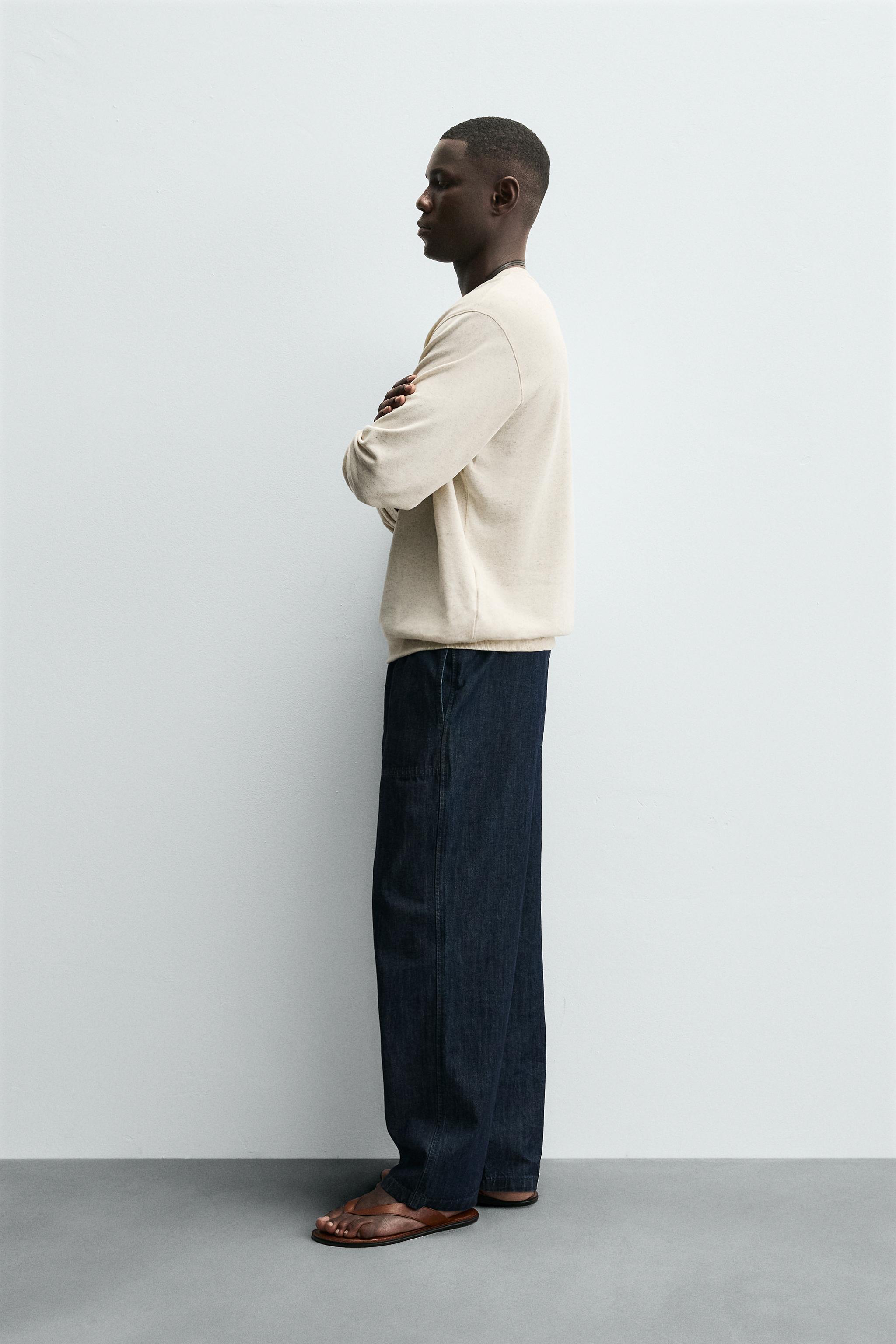 SOFT CREWNECK SWEATSHIRT