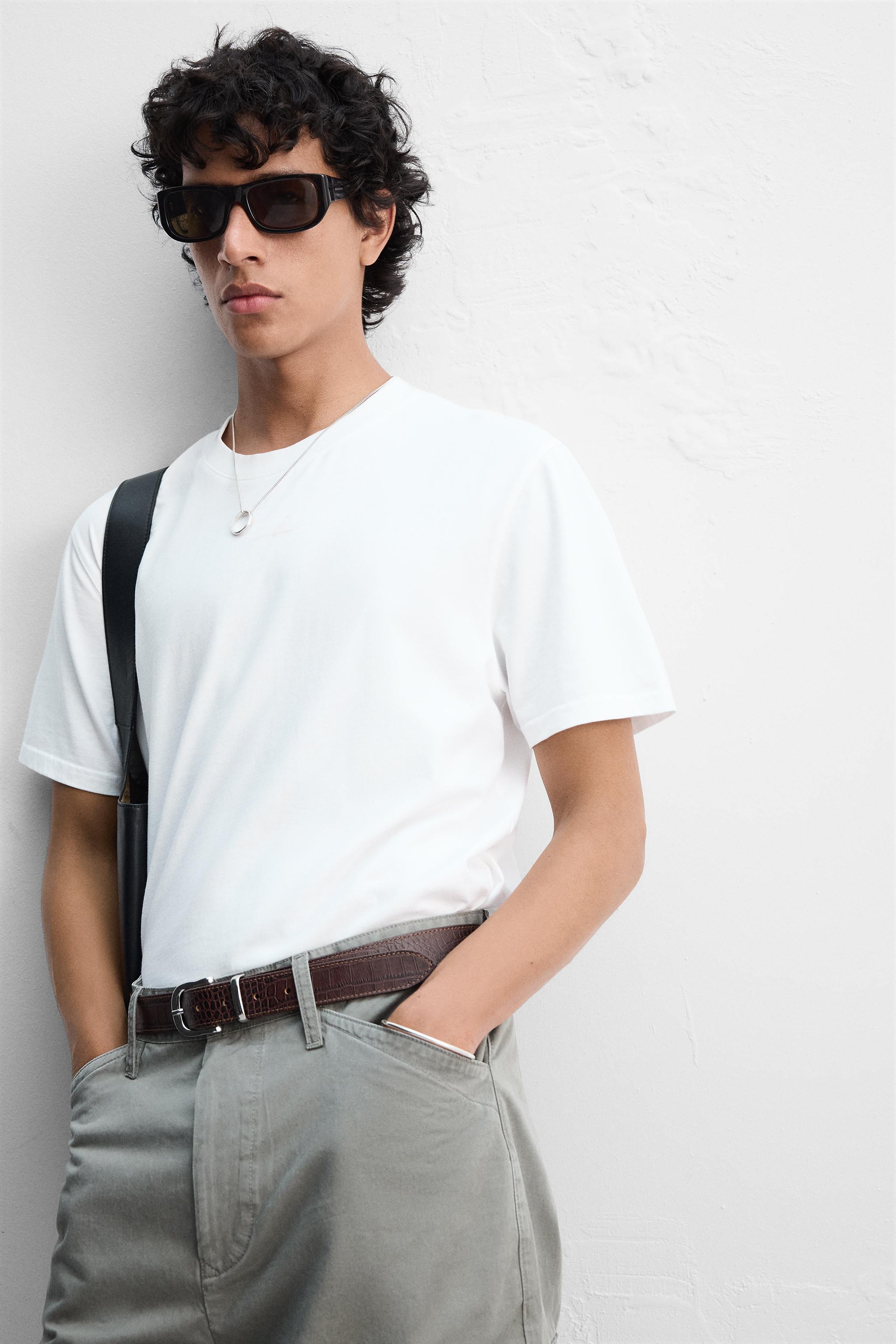 REGULAR FIT MEDIUM WEIGHT T-SHIRT