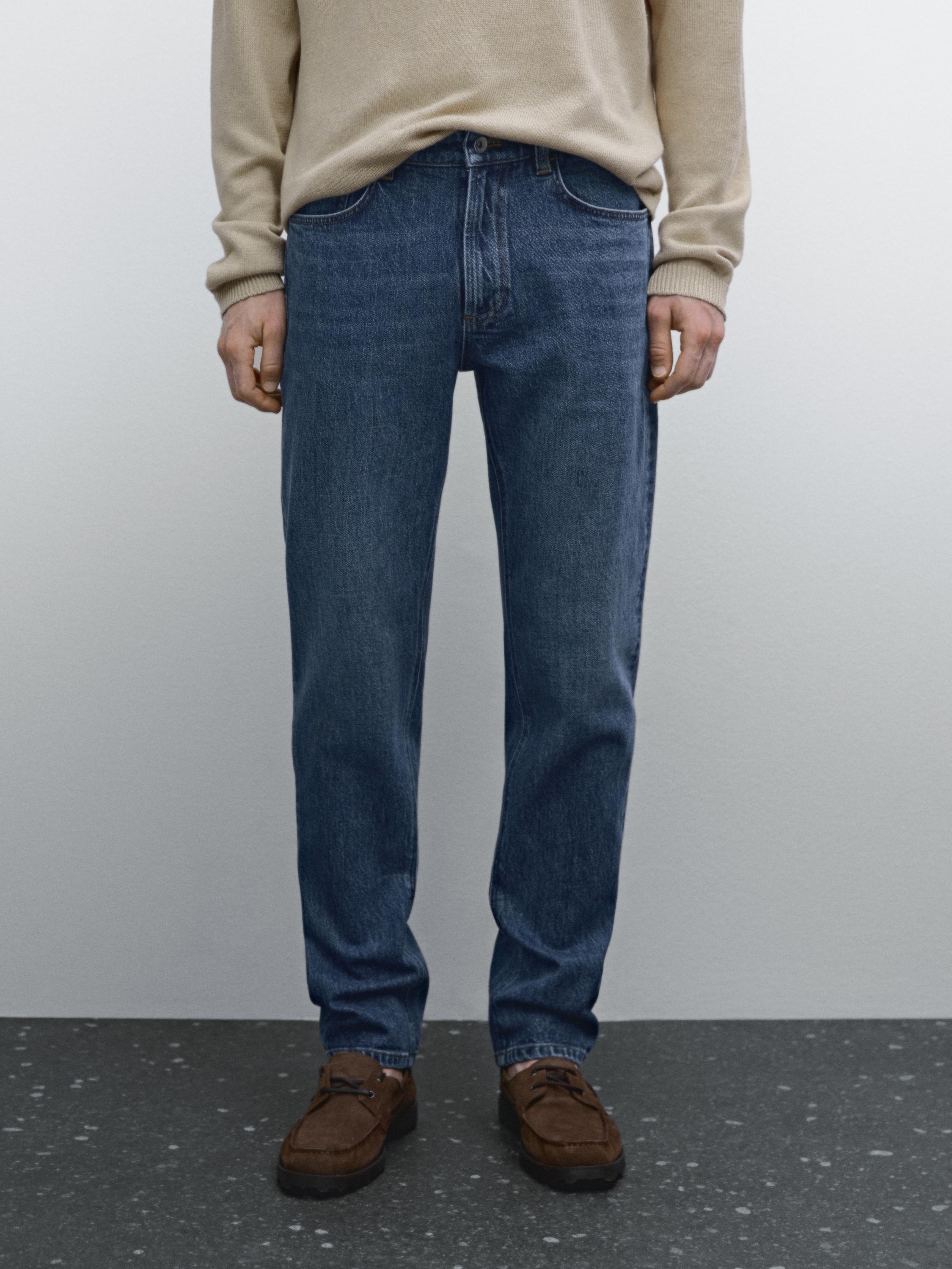 Tapered fit jeans
