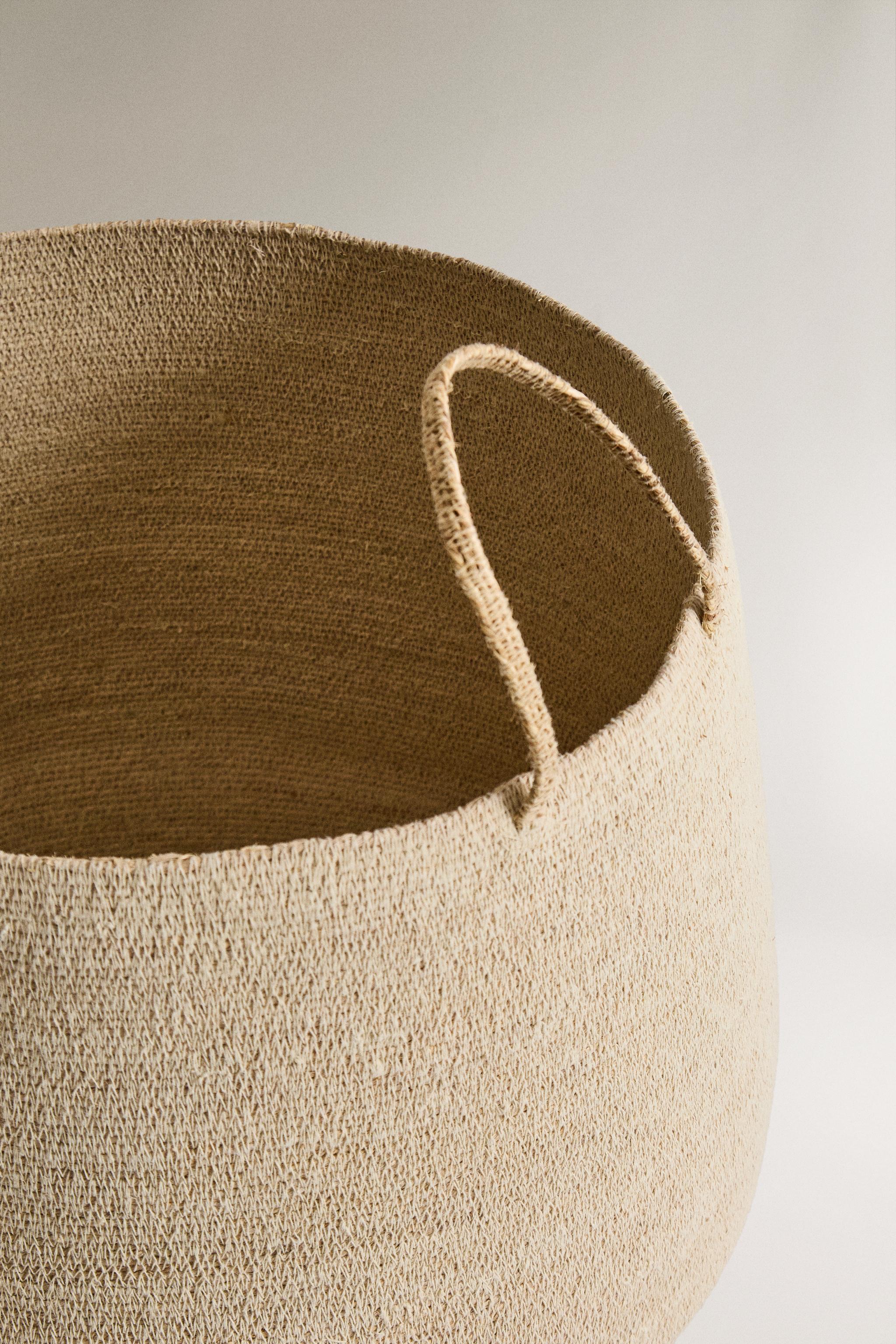 SEAGRASS BASKETS WITH HANDLES