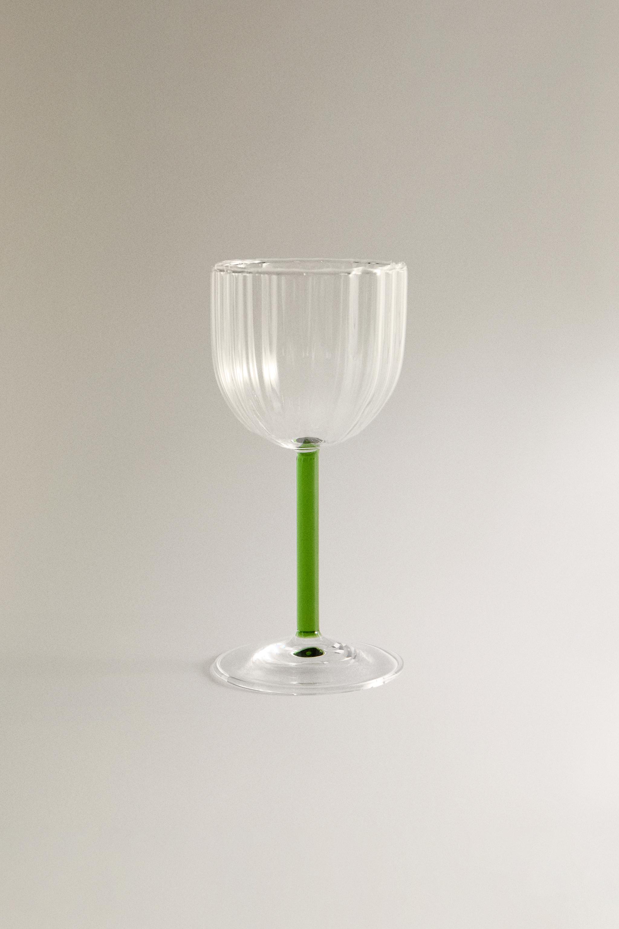BOROSILICATE GLASS WITH COLORED STEM