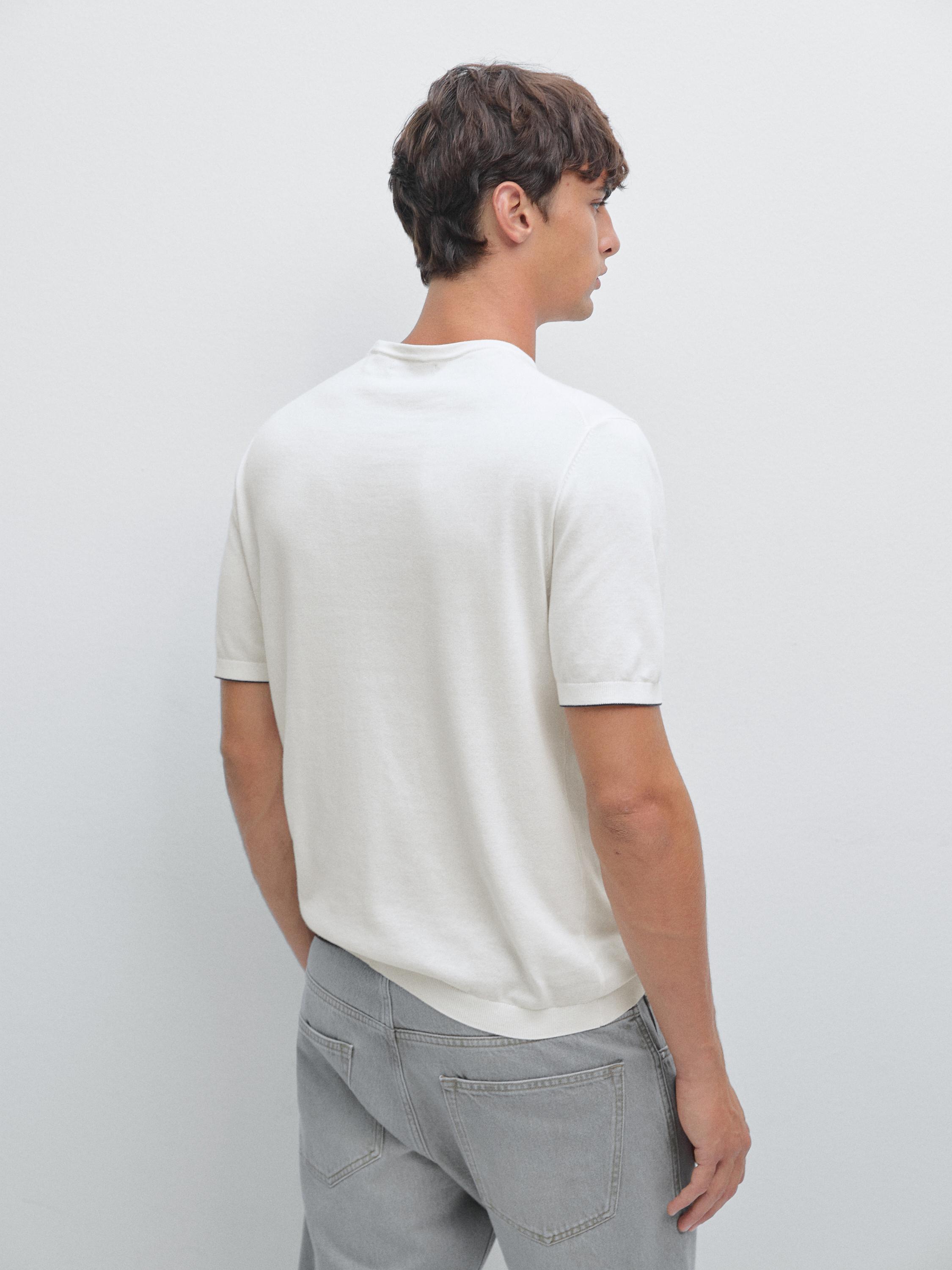 Short sleeve knit T-shirt with colour detail