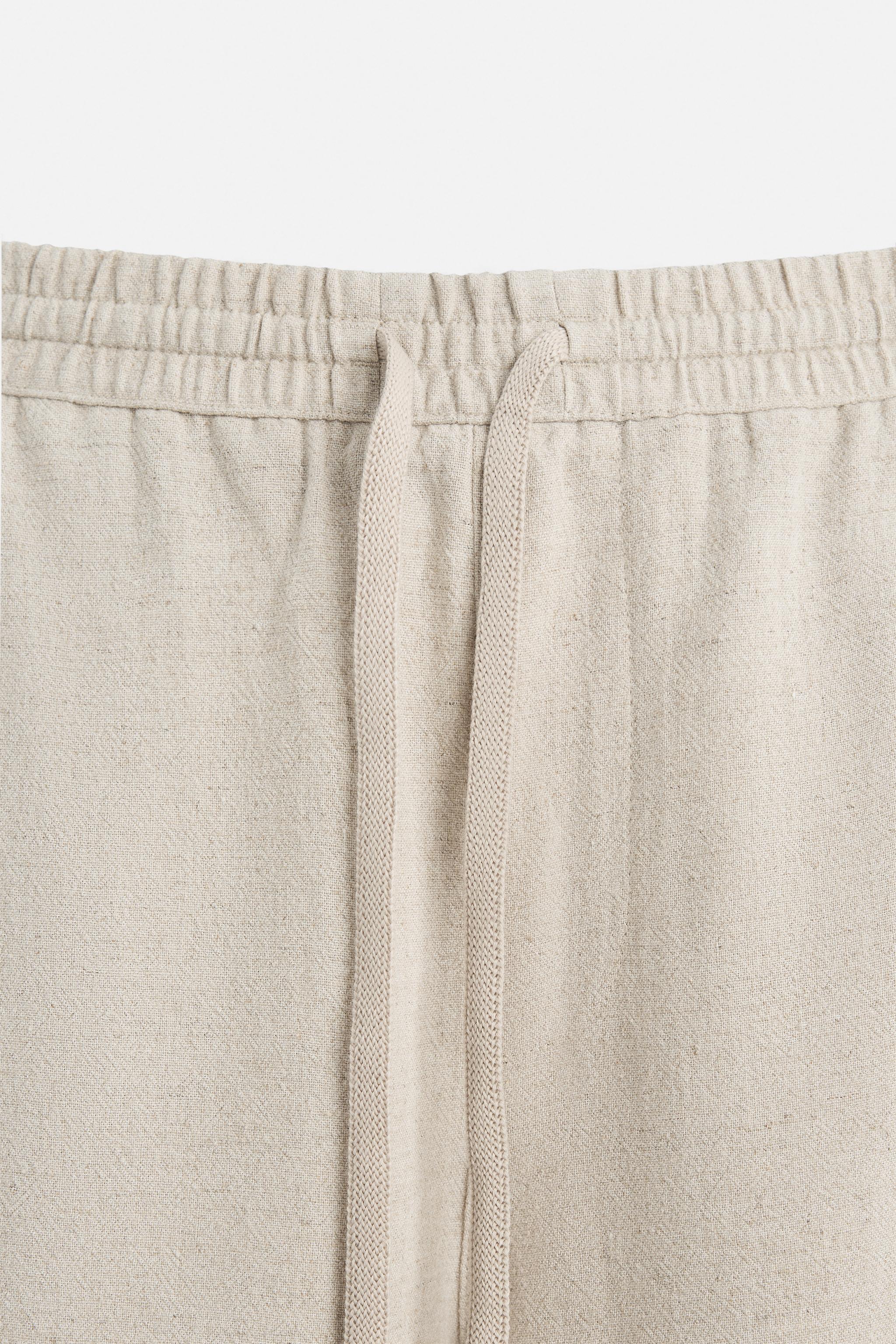 SHORTS WITH LINEN