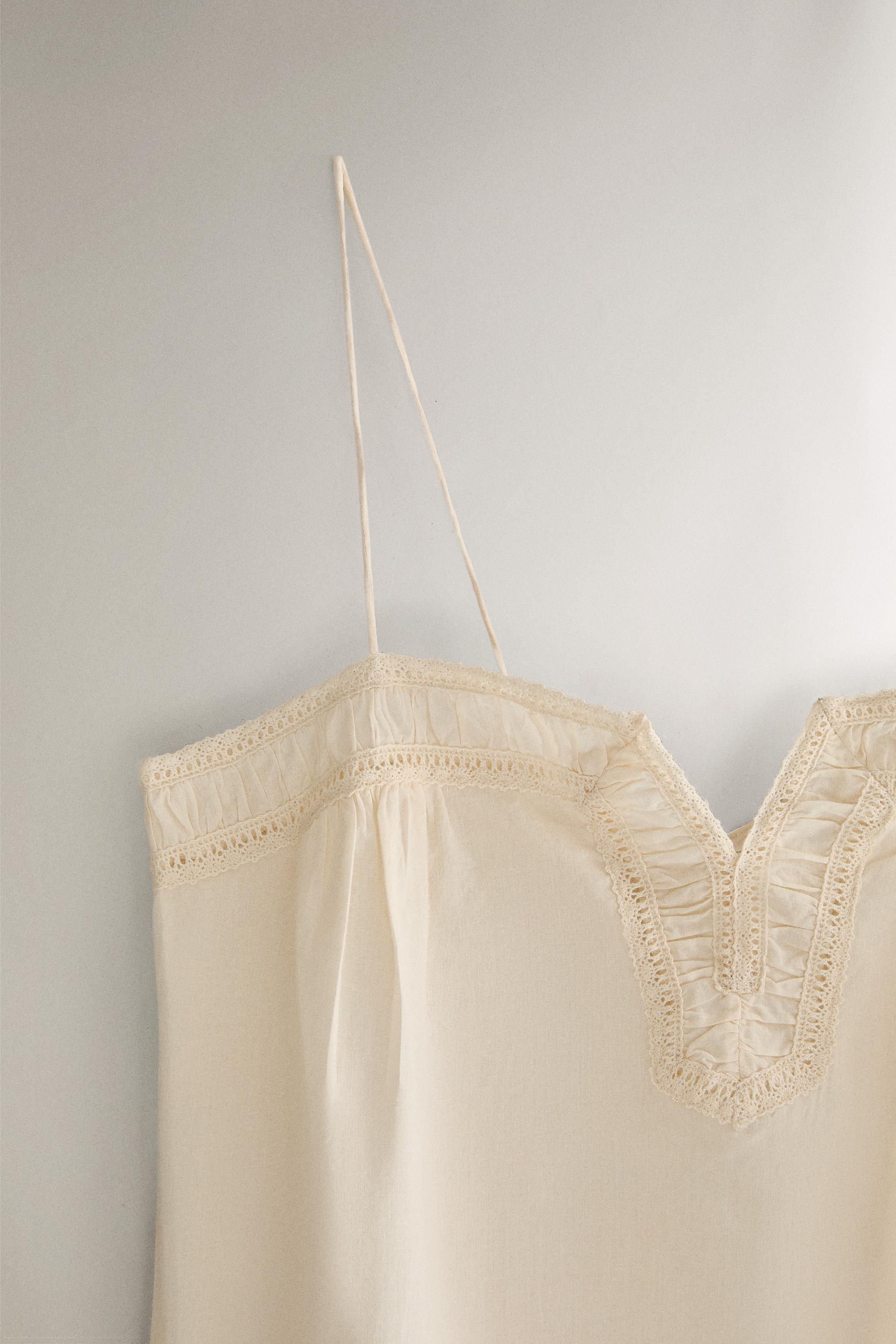 COTTON TOP WITH EMBROIDERY