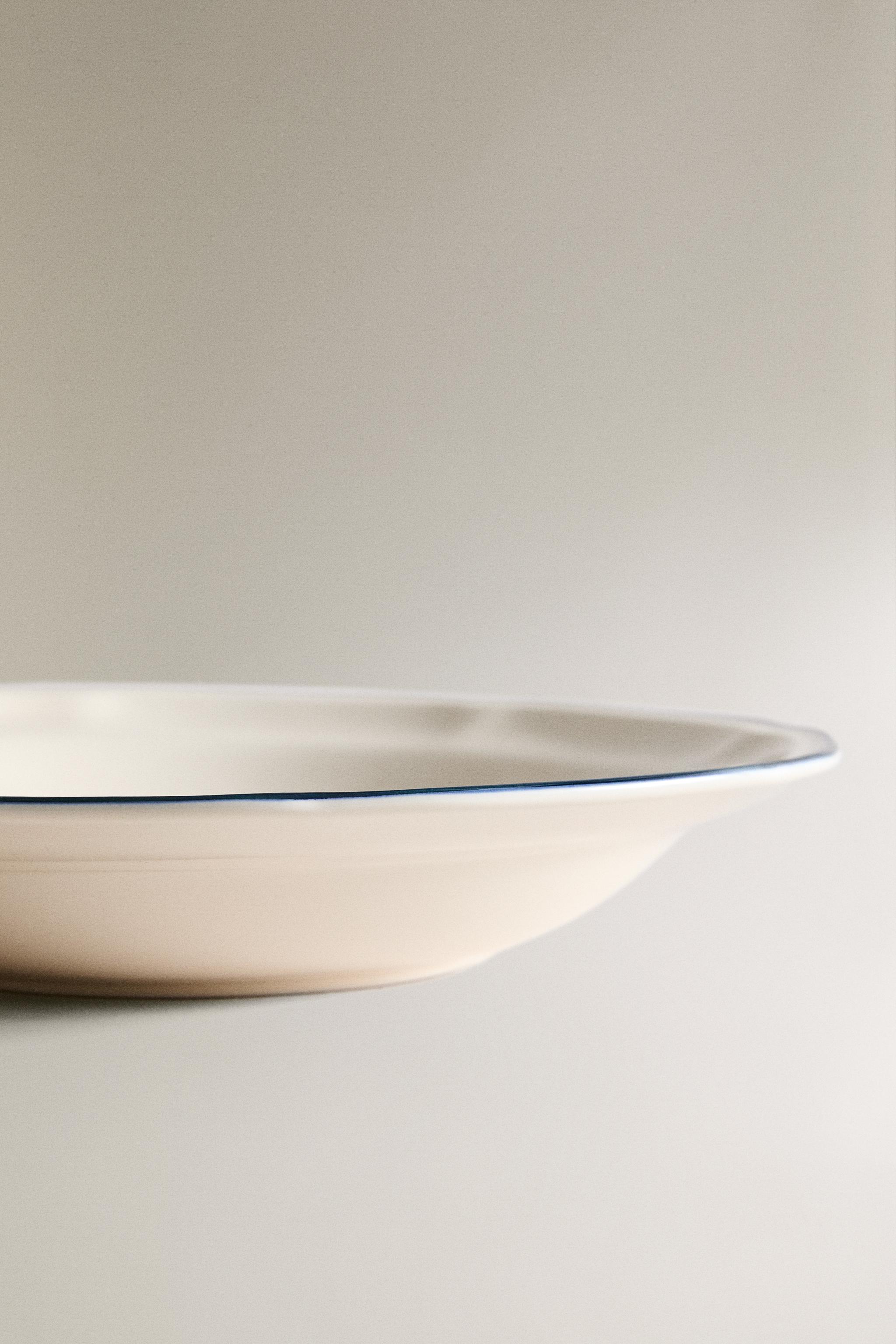 SOUP PLATE WITH CONTRAST RIM