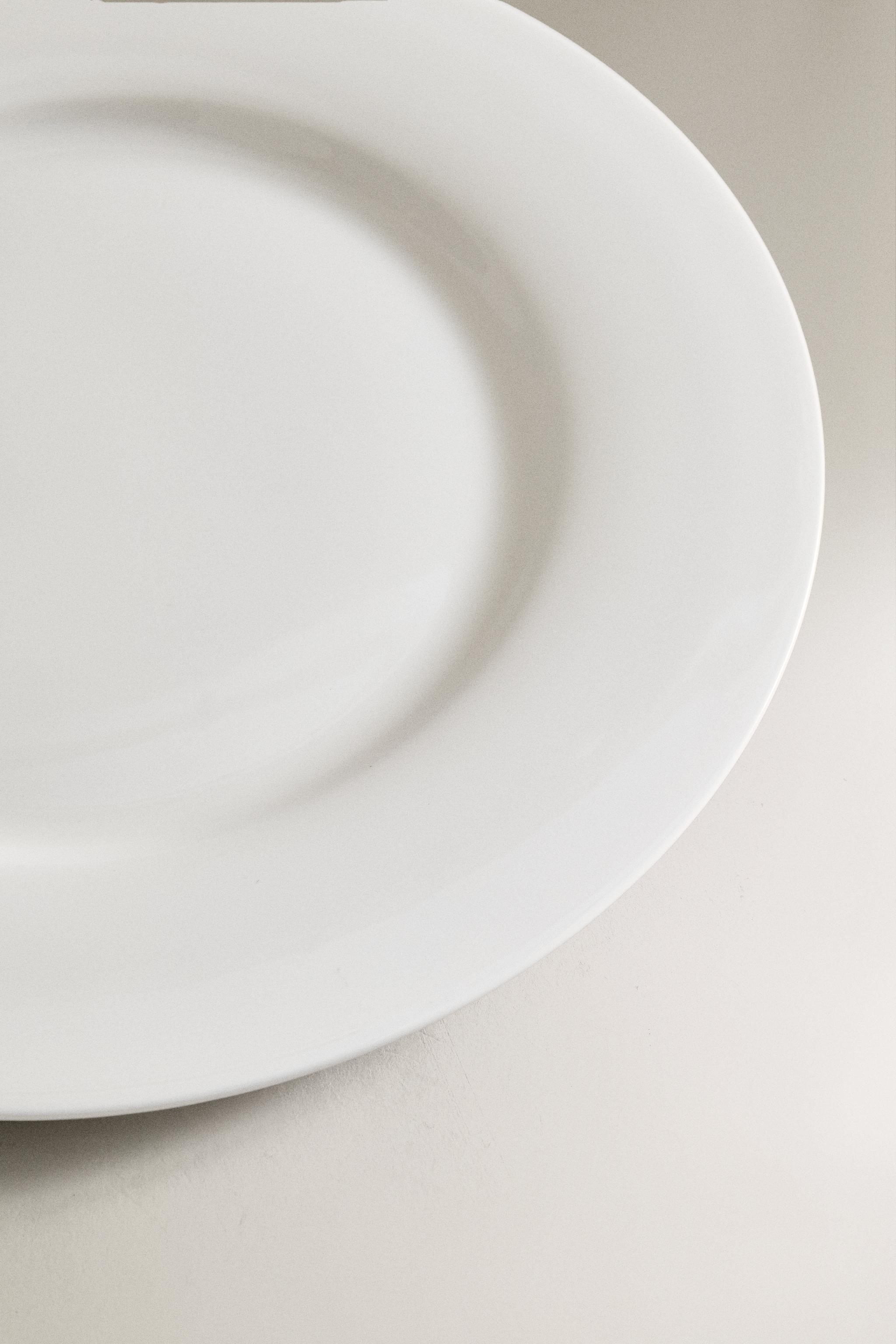 BONE CHINA DINNER PLATE