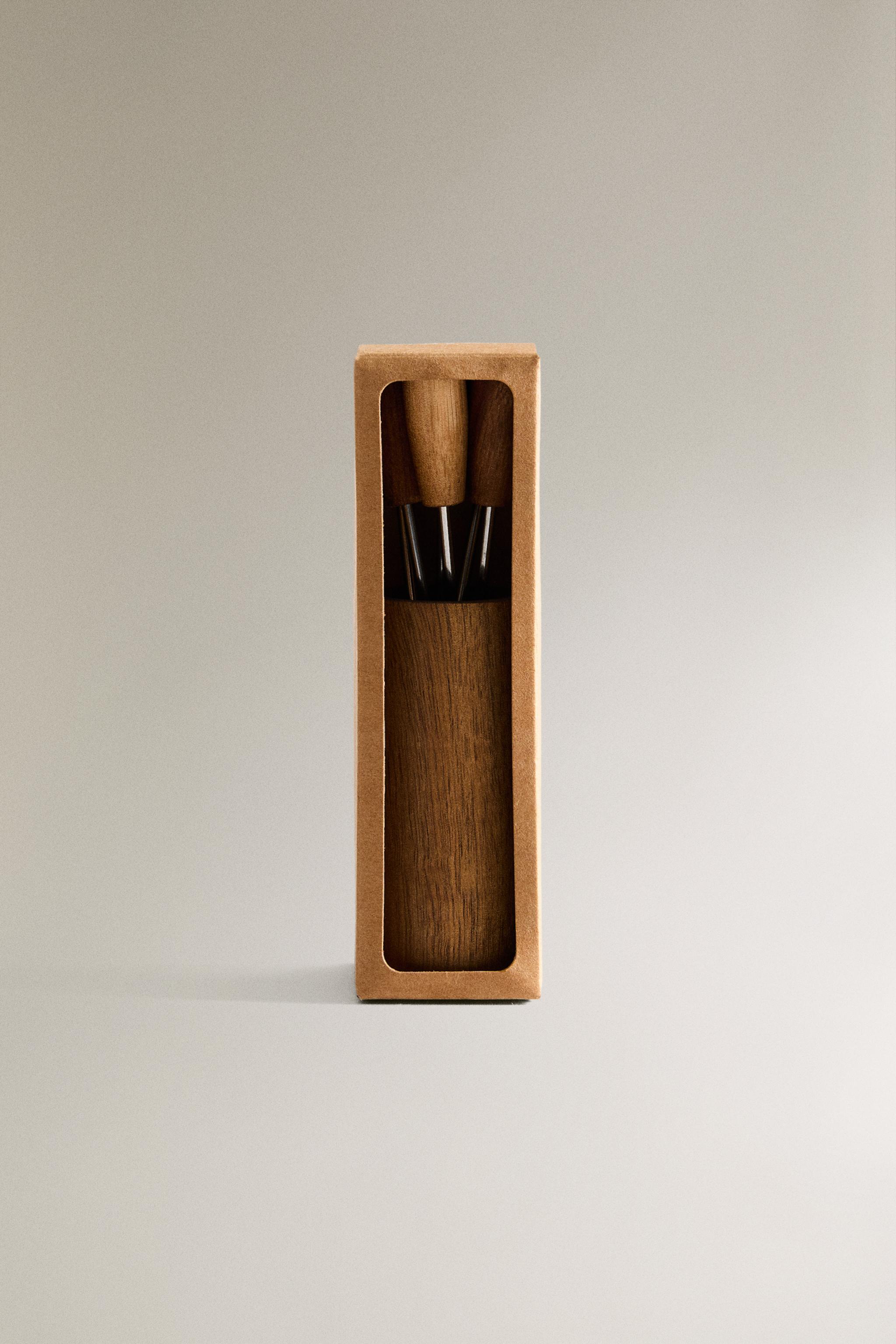 SET OF APPETIZER SKEWERS IN A CUP (SET OF 6)