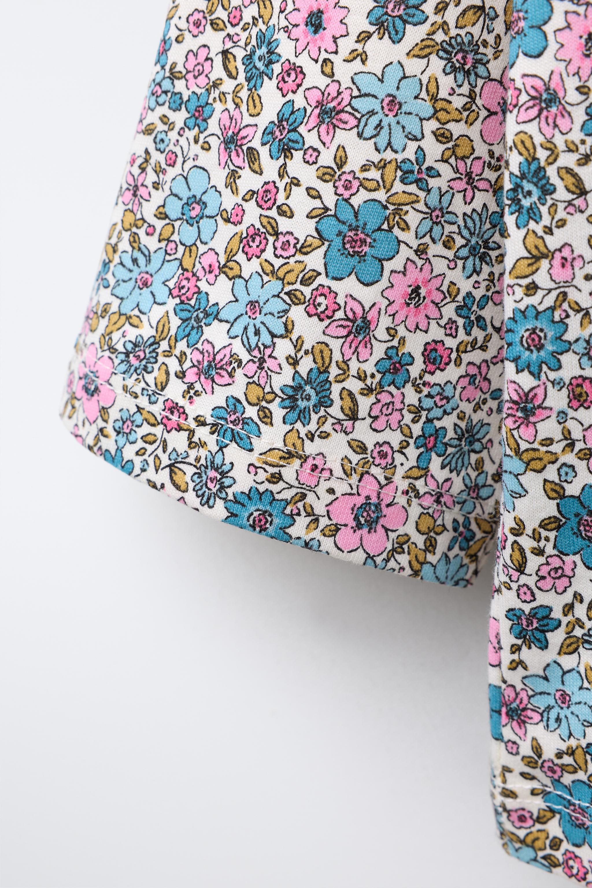 HELLO KITTY © SANRIO FLORAL T-SHIRT