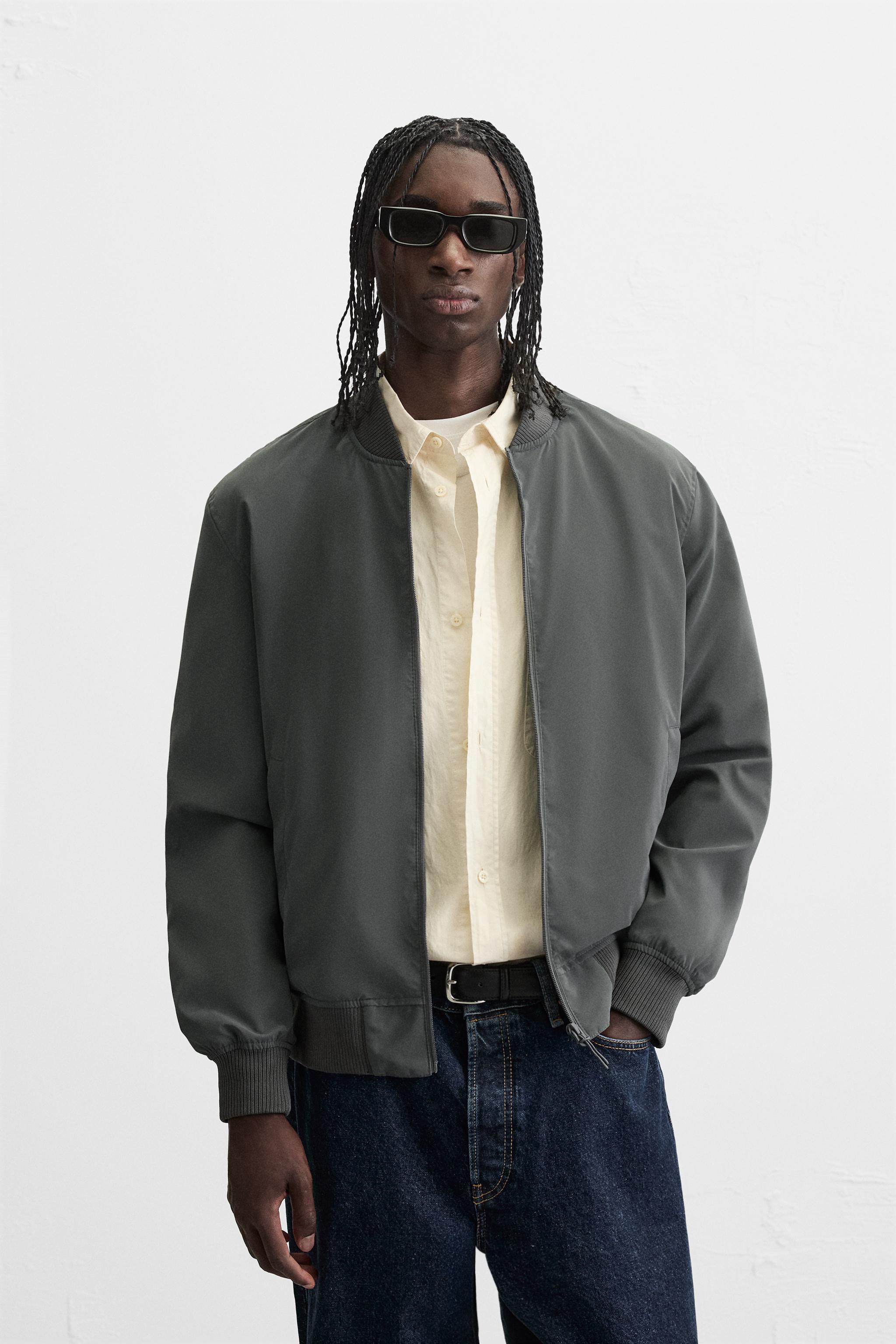LIGHTWEIGHT BOMBER JACKET