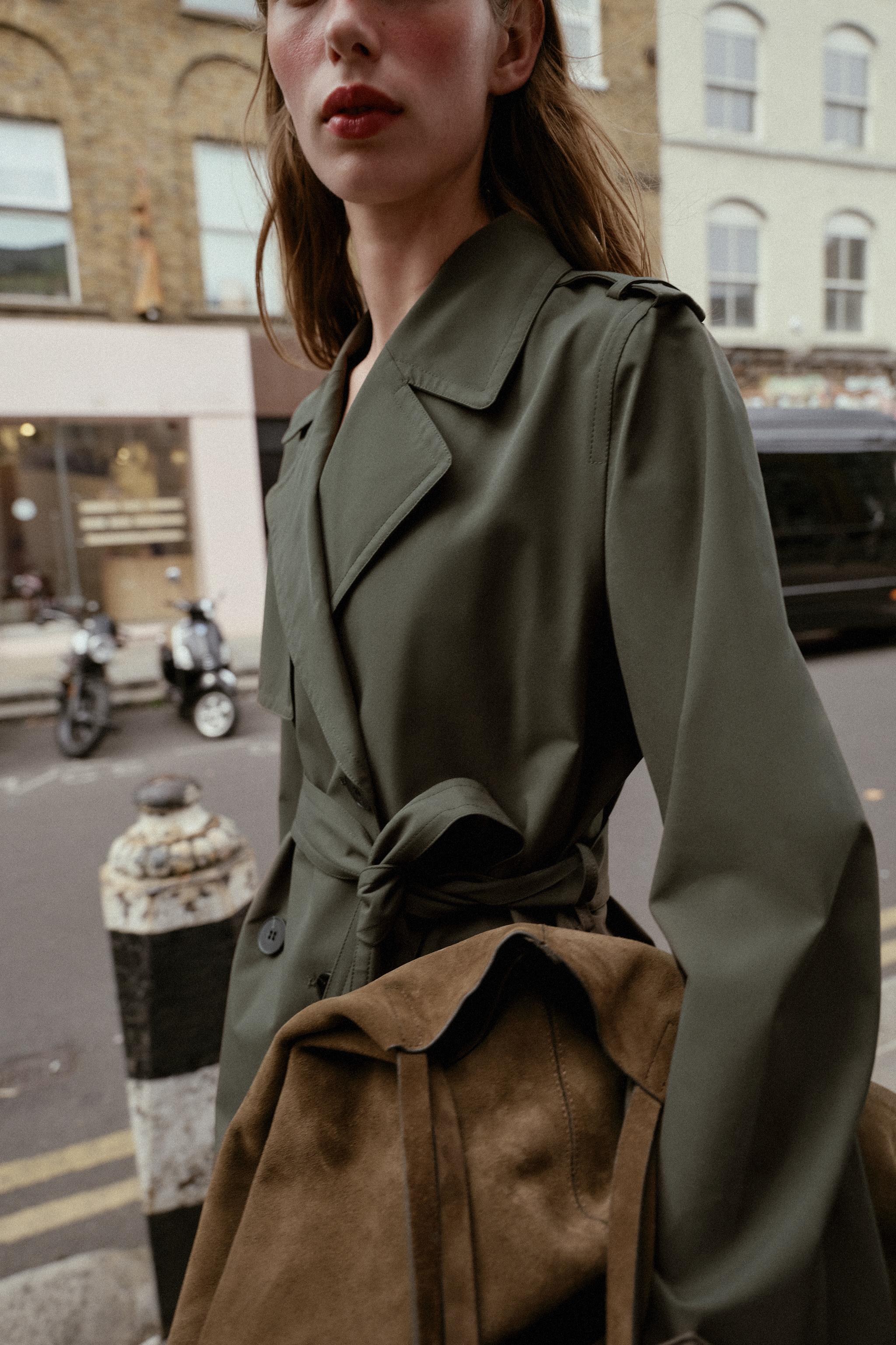 WATER REPELLENT WINDPROOF DOUBLE-BREASTED TRENCH COAT