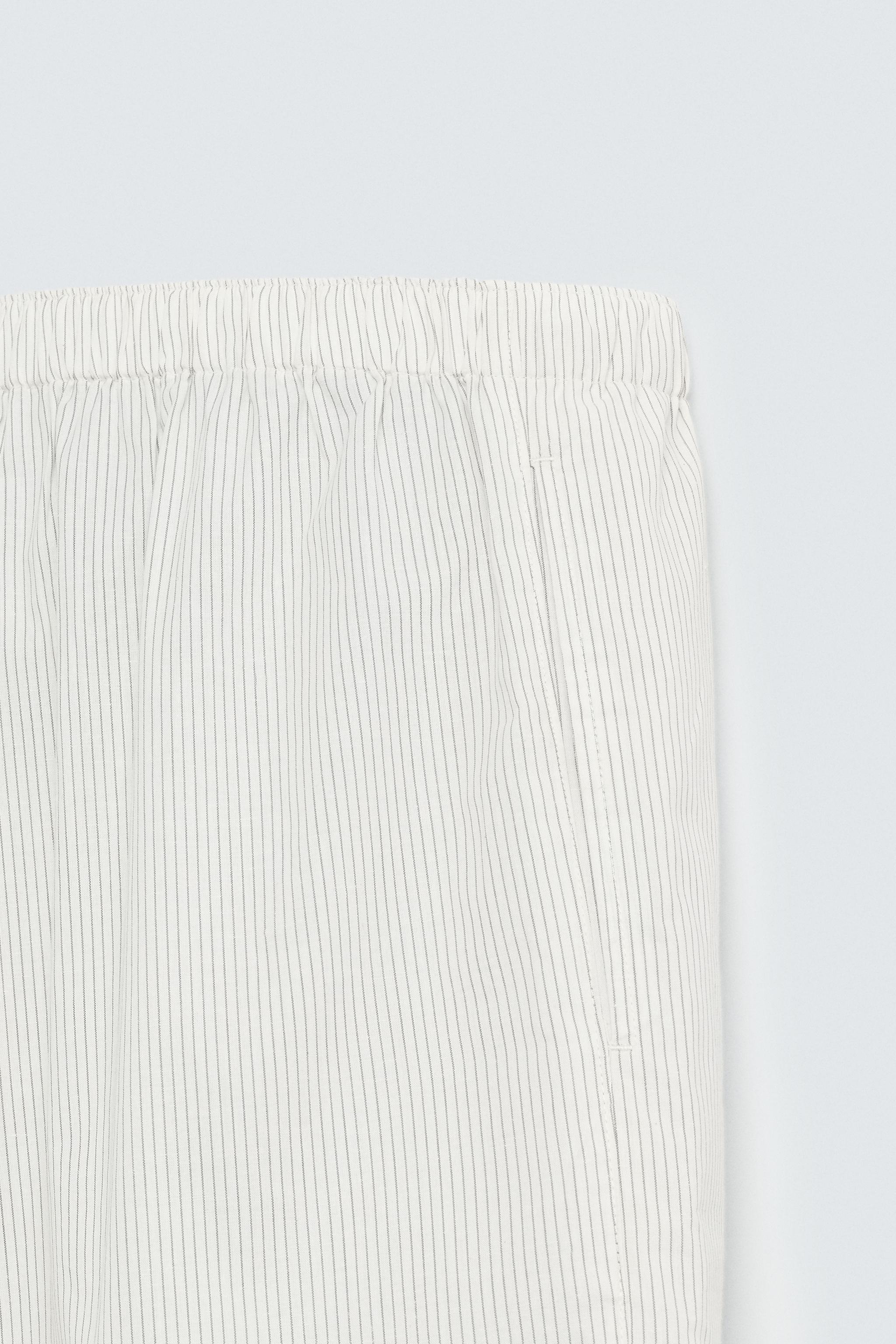 STRIPED COTTON-HEMP BERMUDA SHORTS