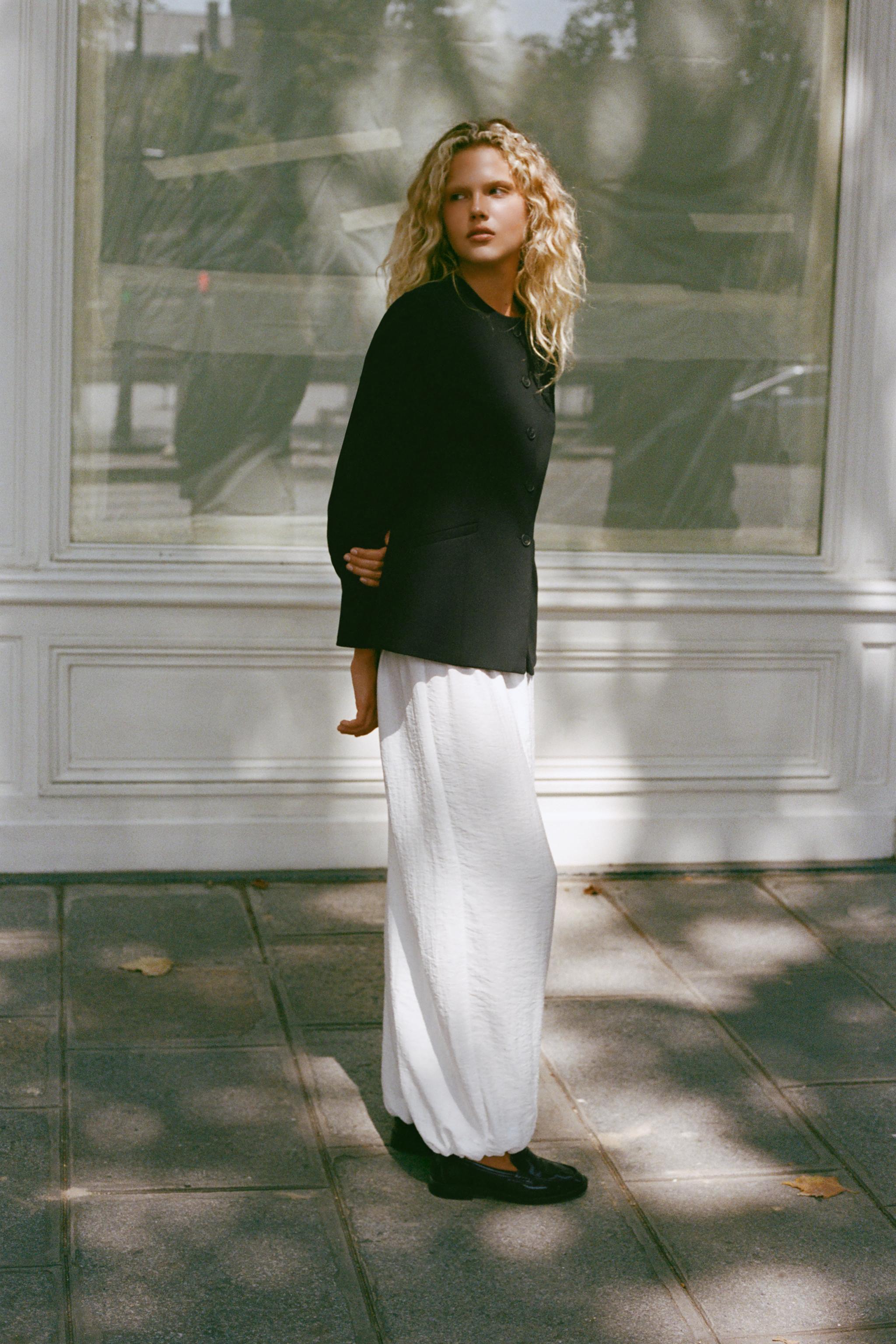 TAILORED BLAZER WITH SHOULDER PADS