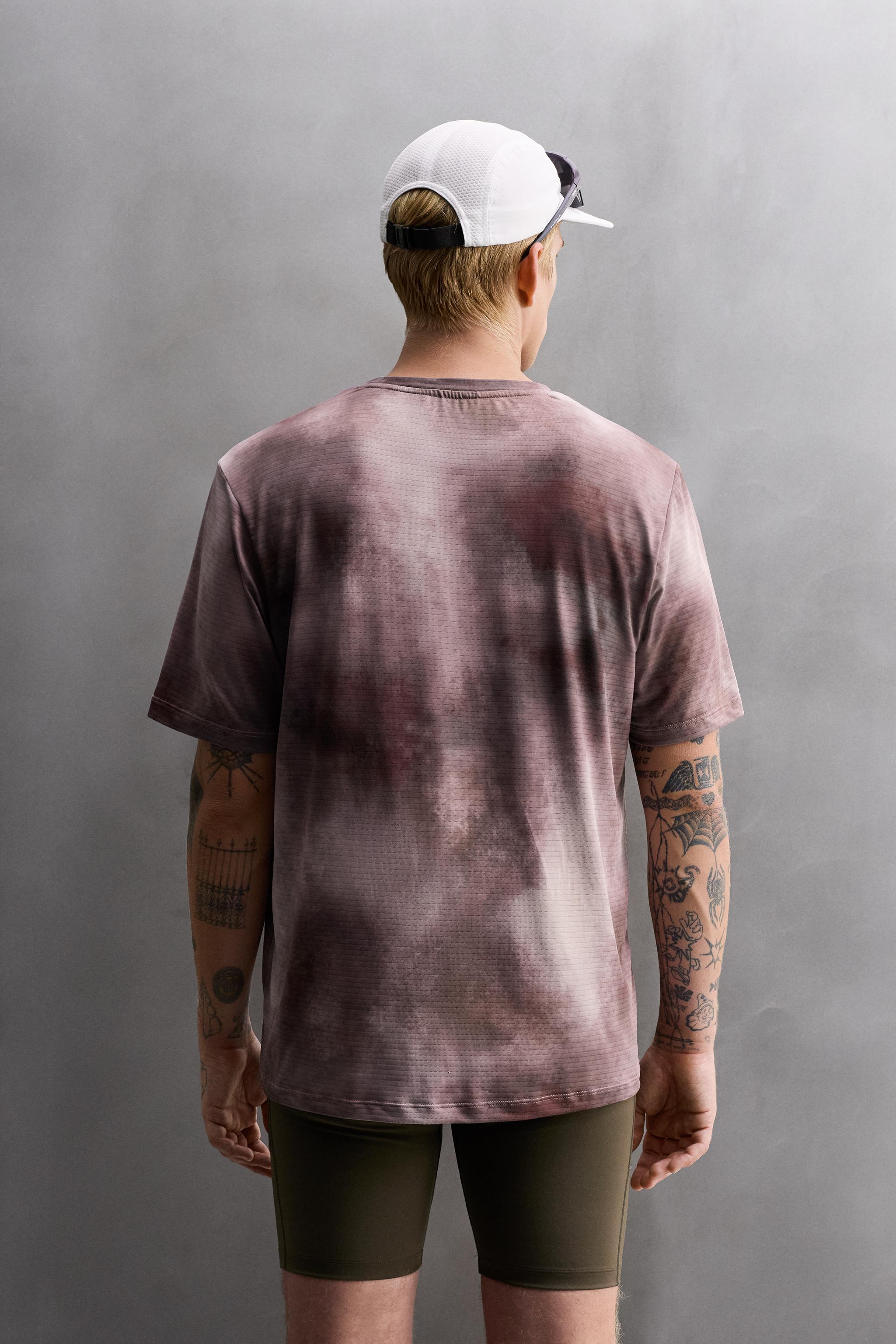 TIE-DYE PRINT PERFORATED T-SHIRT