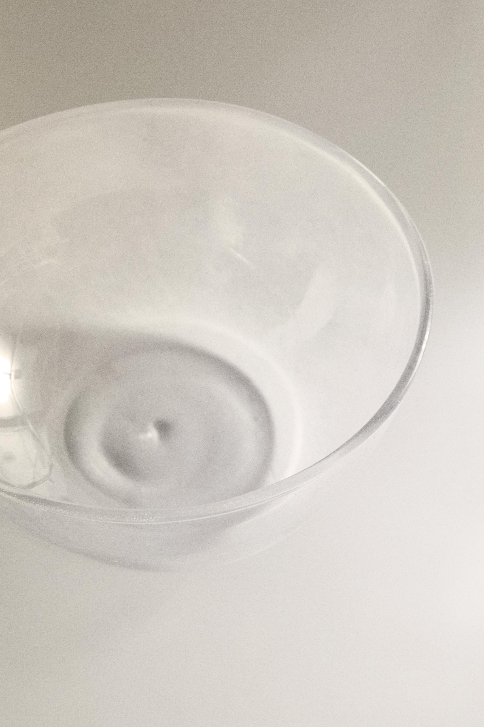 BOROSILICATE GLASS BOWL WITH A FISH