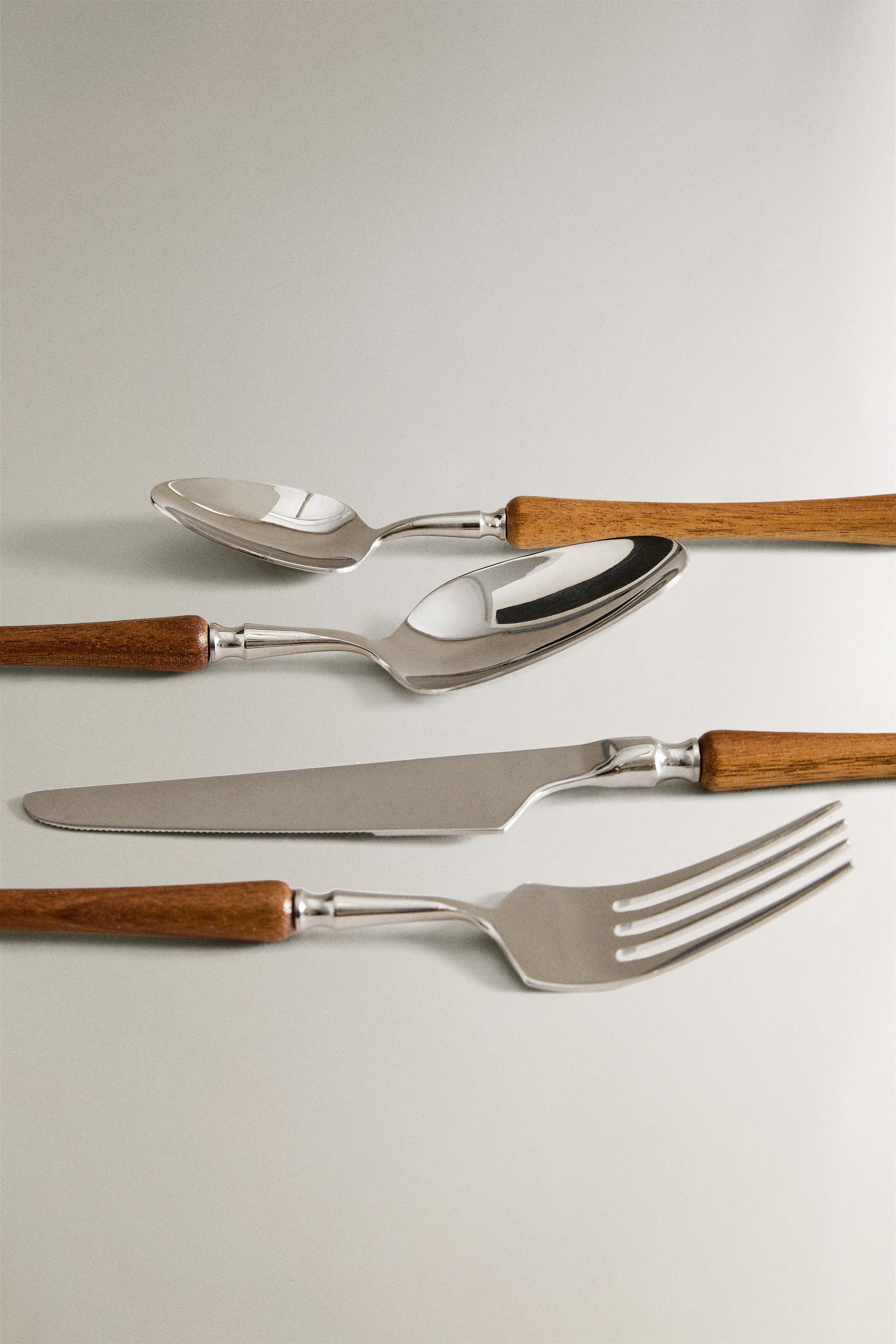 4-PIECE WOODEN FLATWARE SET