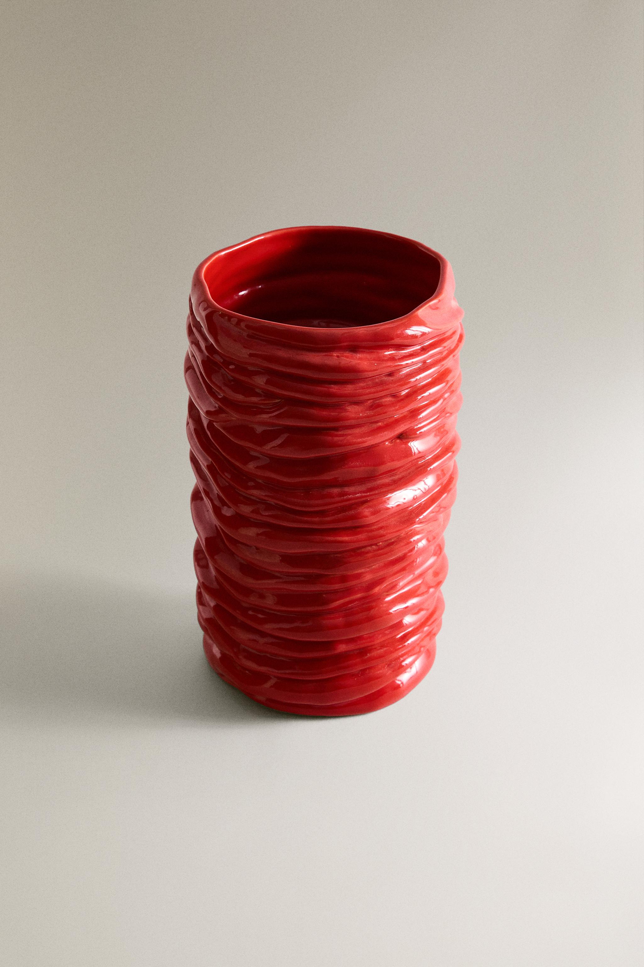 WAVY CERAMIC VASE X COLLAGERIE