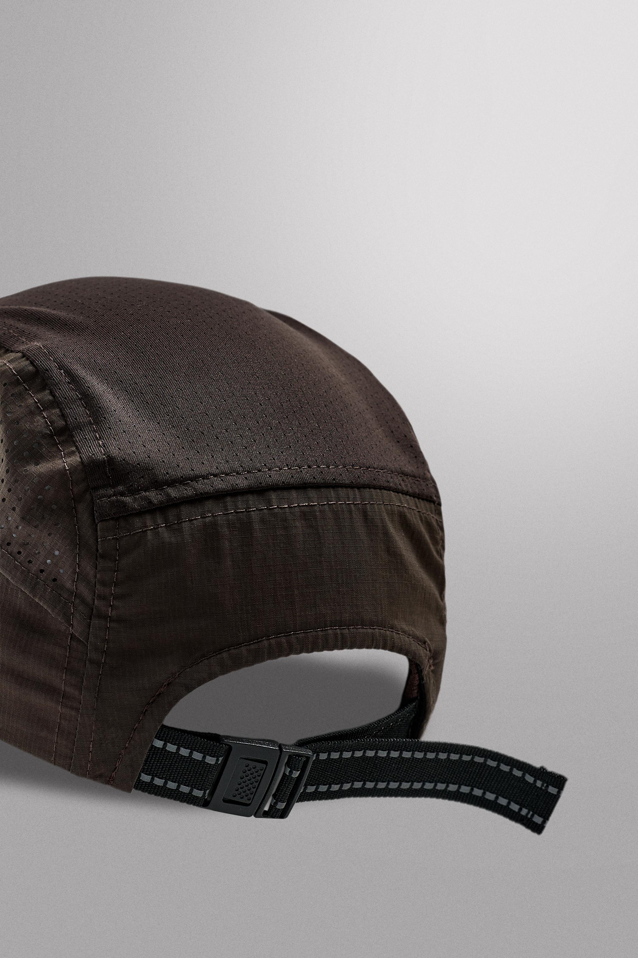 PERFORATED TECHNICAL CAP LIMITED EDITION