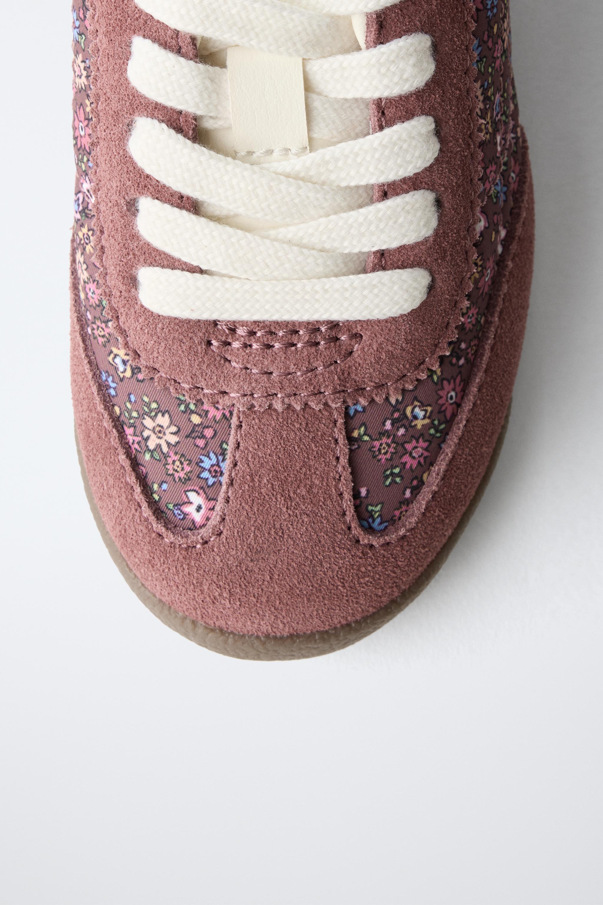 FLOWER PRINT SNEAKERS