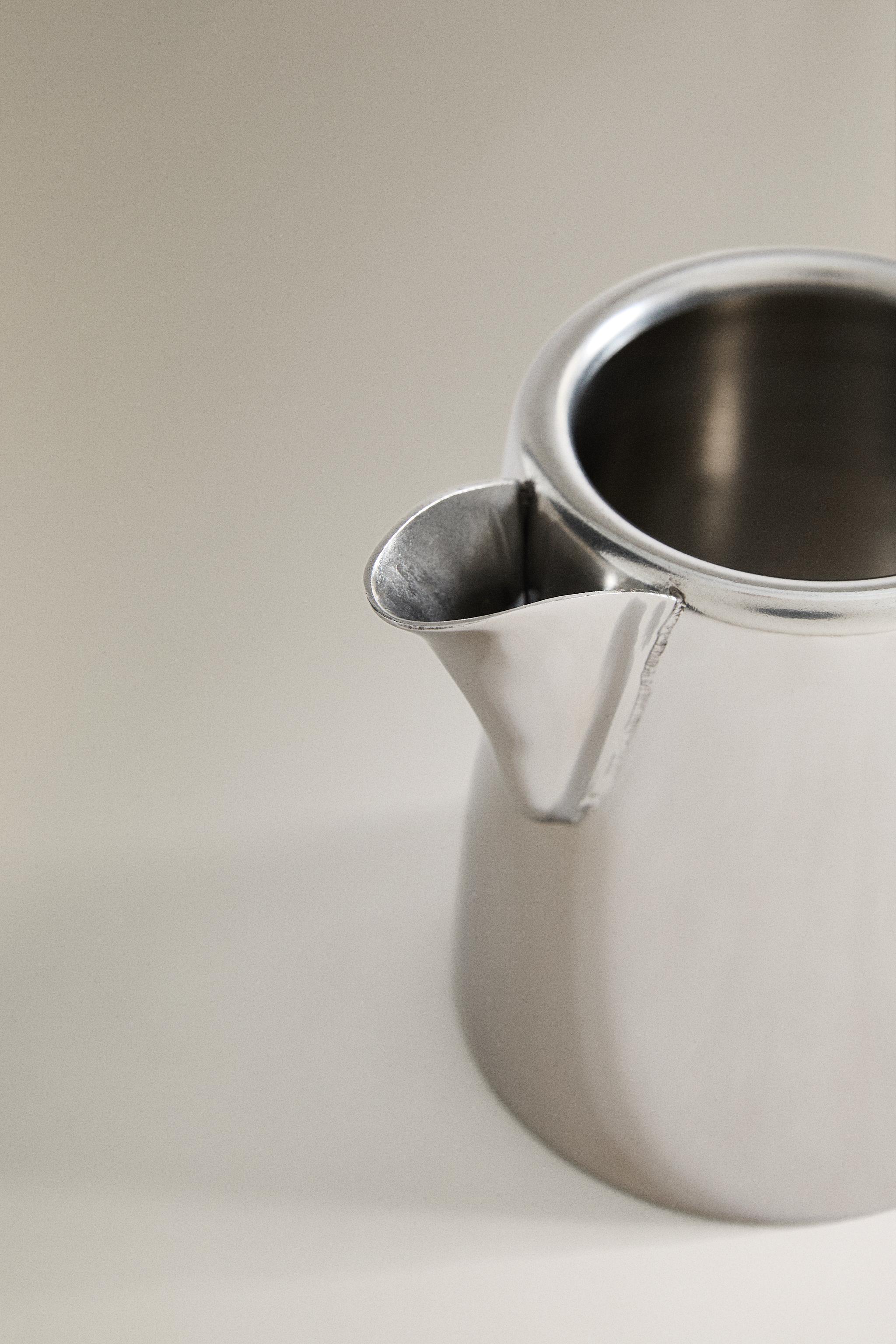 METAL MILK PITCHER SHINY