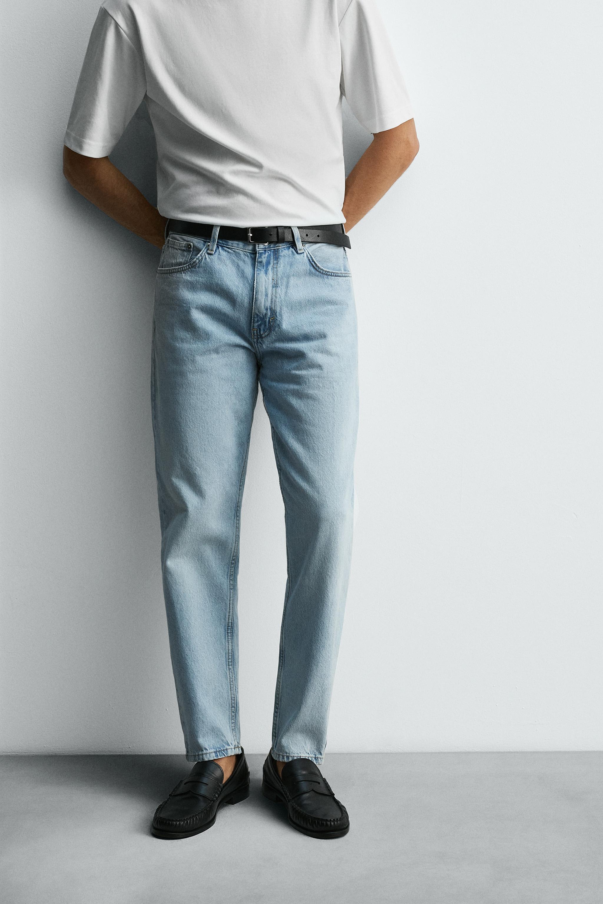 SLIM TAPERED FIT JEANS