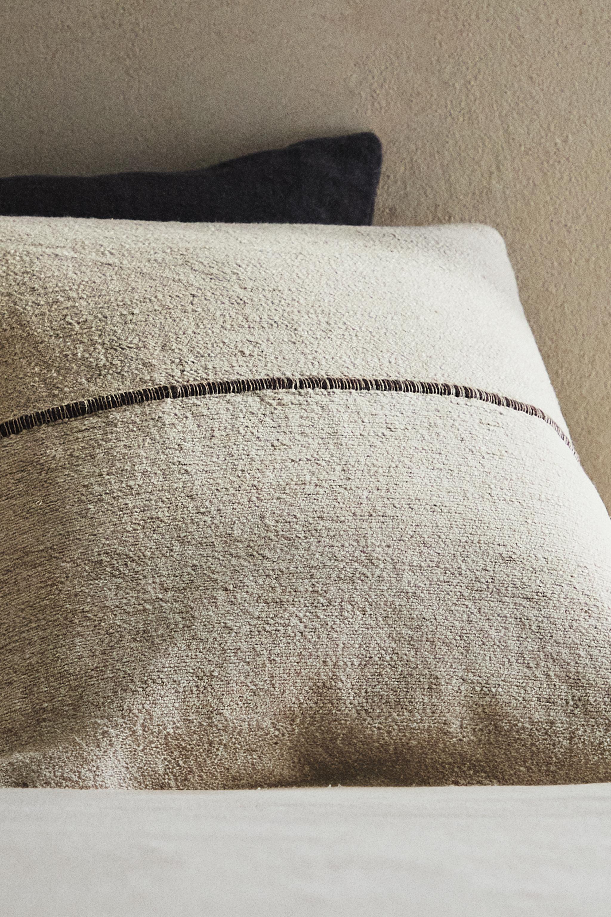 LINED THROW PILLOW COVER