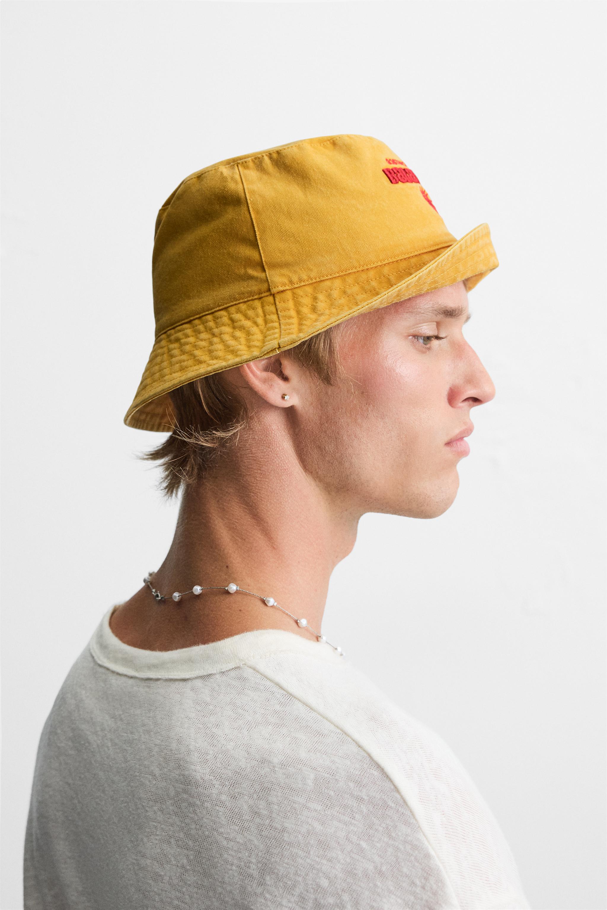 CONTRAST EMBROIDERY BUCKET HAT