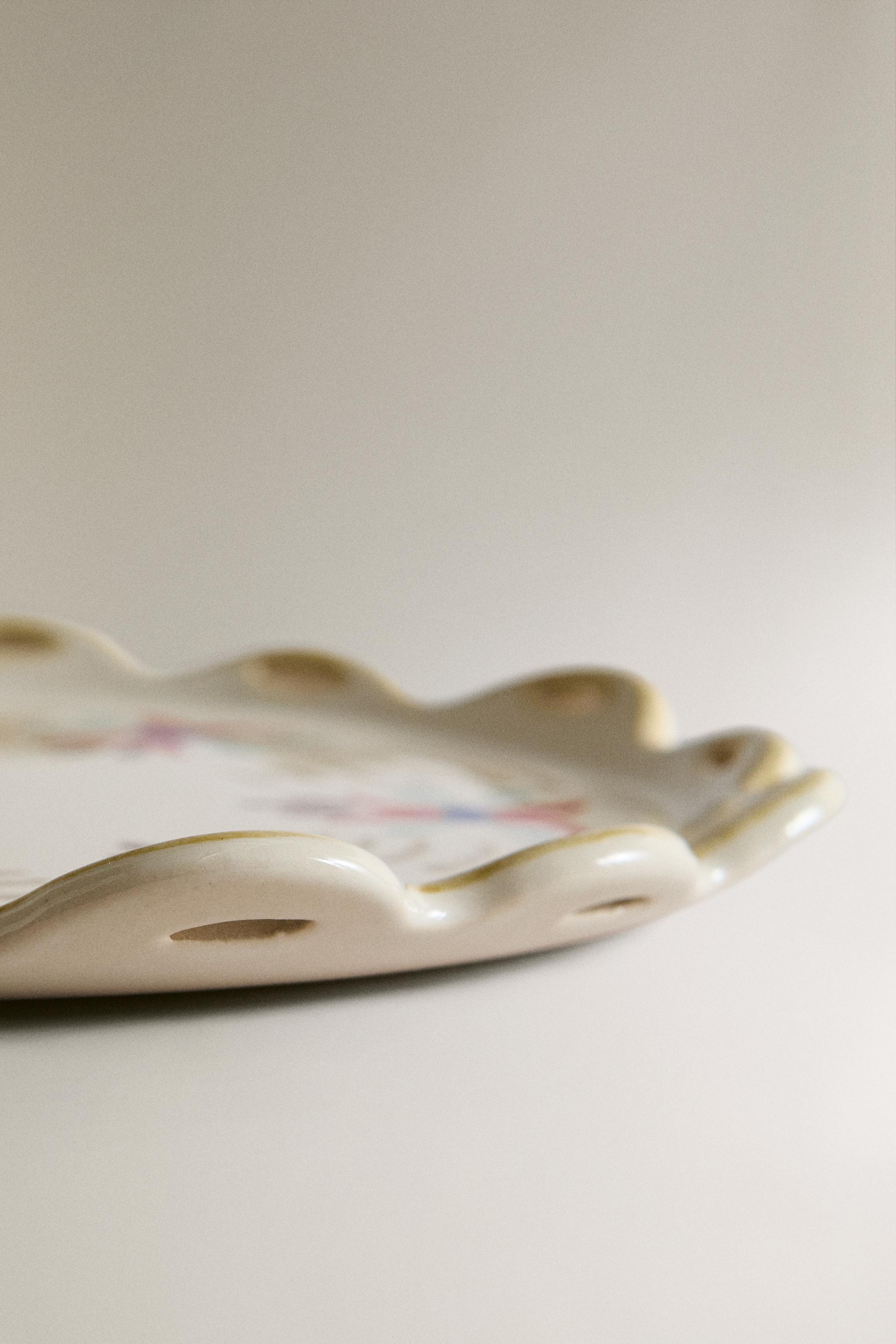 CERAMIC FLORAL DESSERT PLATE