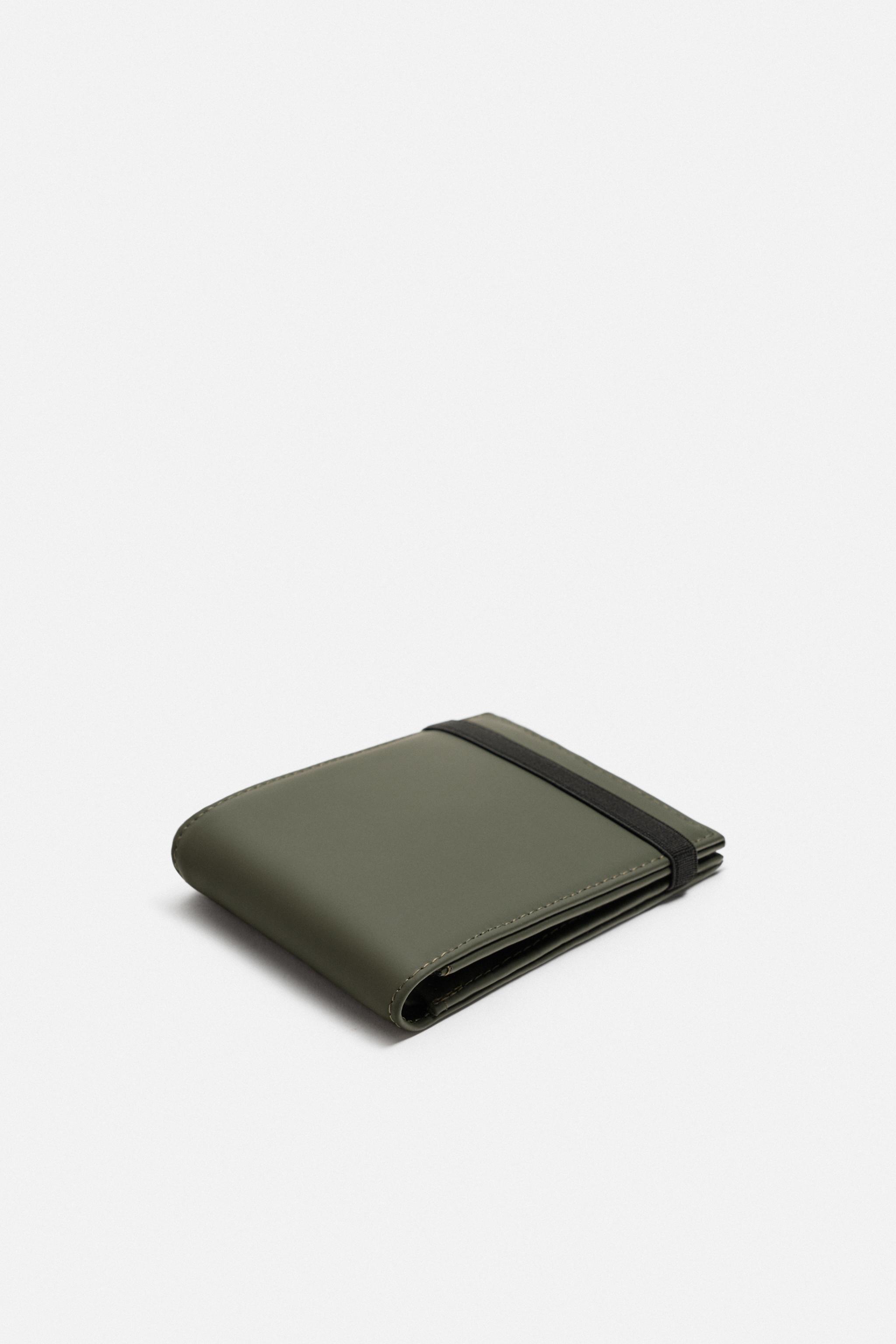 RUBBERIZED WALLET