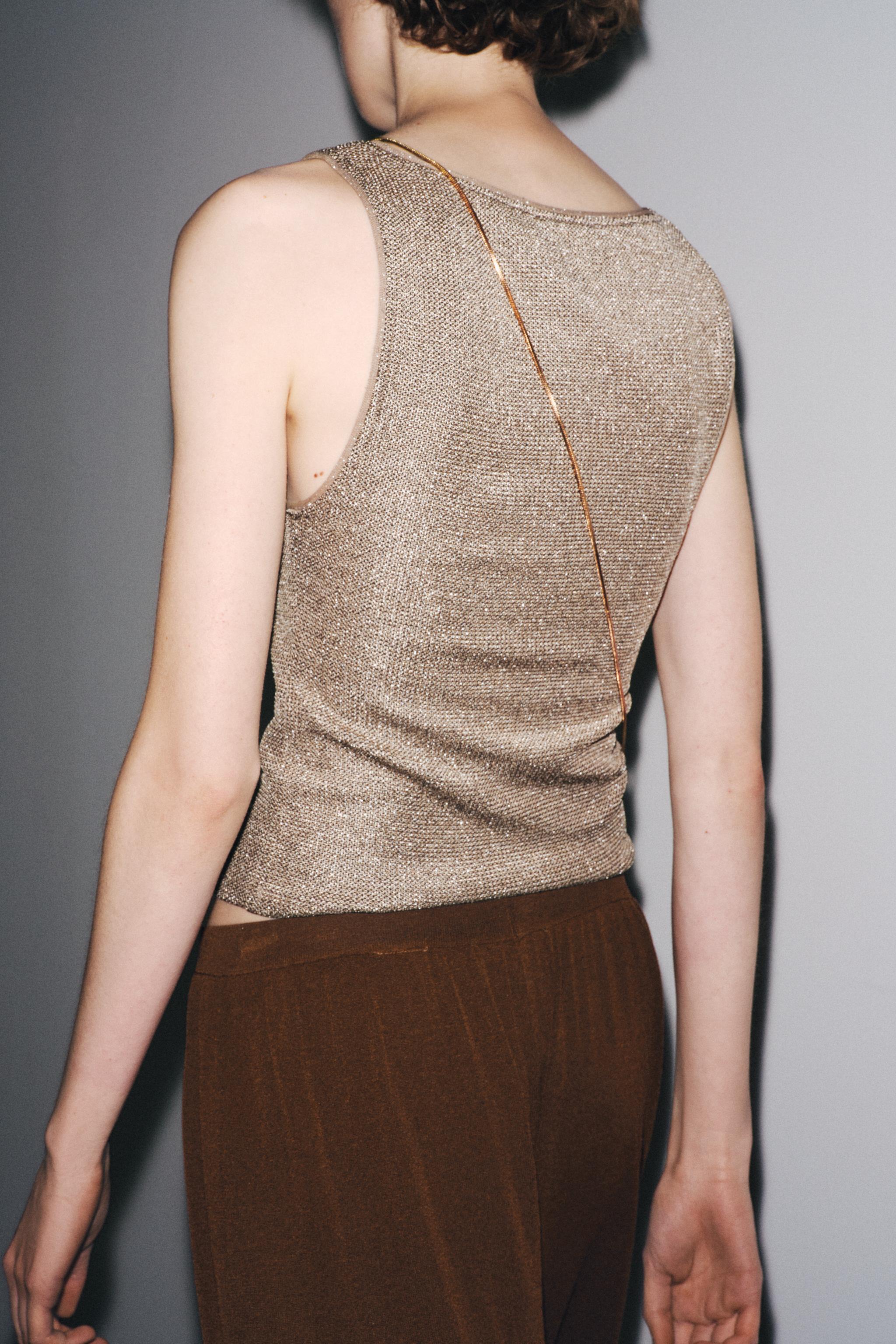 TEXTURED TOP WITH METALLIC THREAD