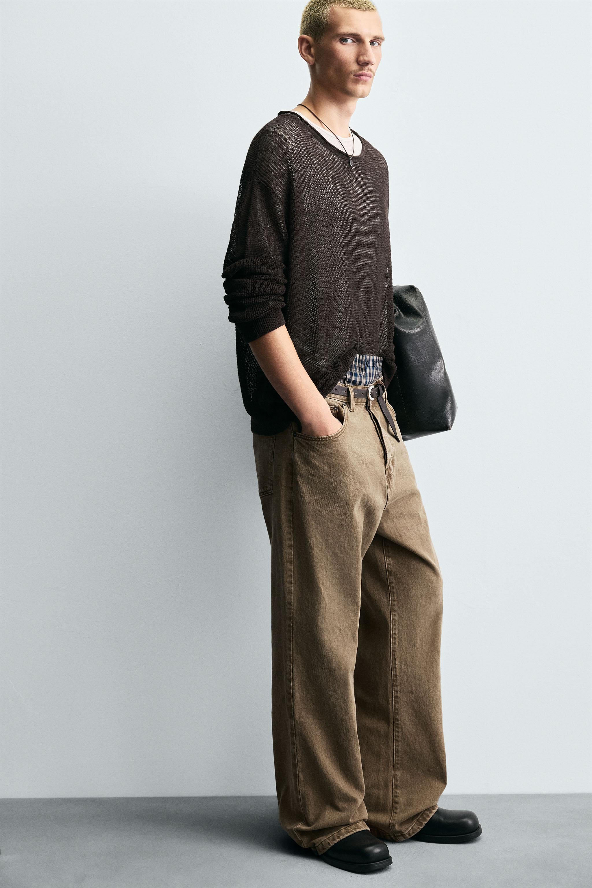 RELAXED FLARE FIT JEANS