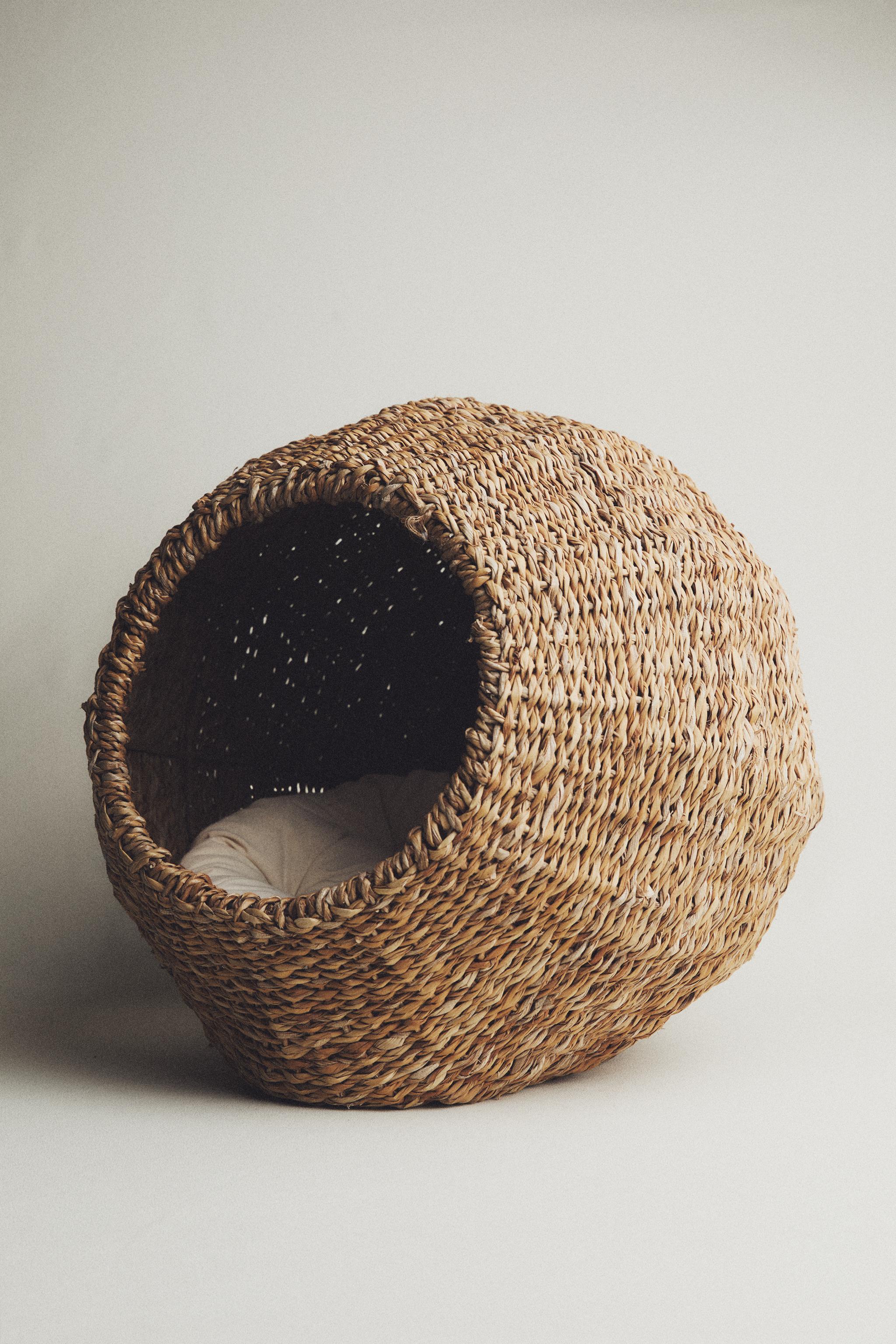 SEAGRASS PET BED